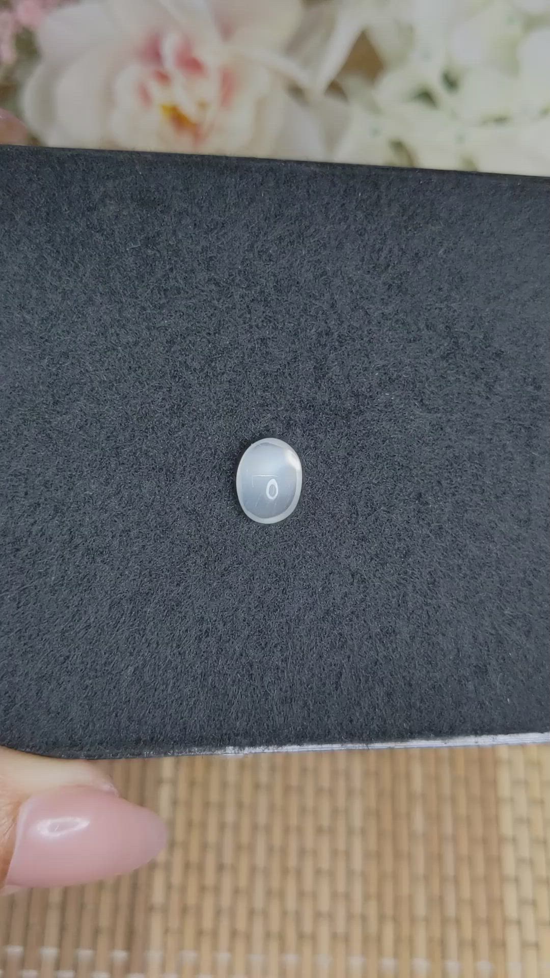 1.92 Ct. White Cabochon Moonstone from Ceylon (Sri Lanka) Size Video