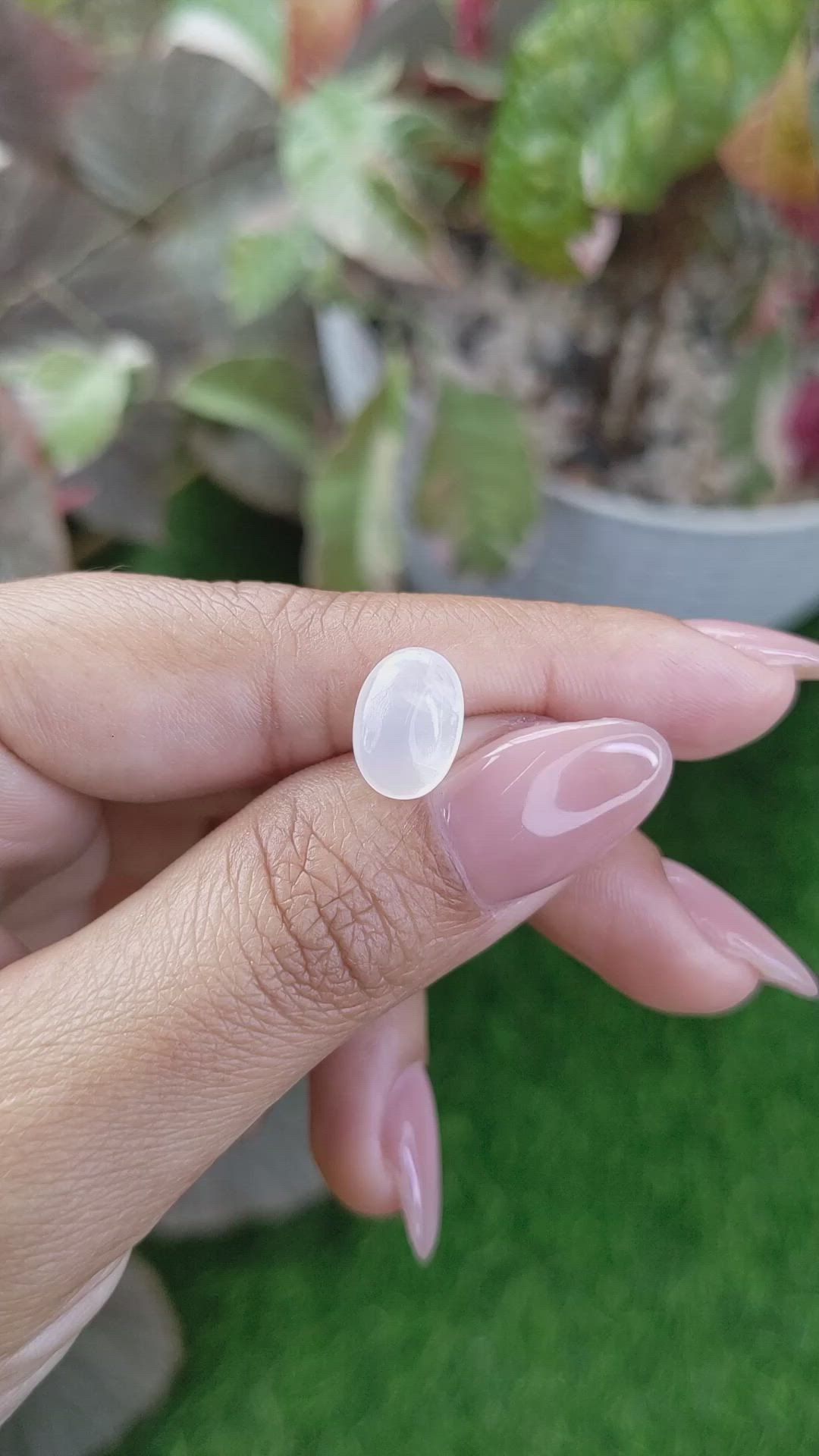 2.71 Ct. White Cabochon Moonstone from Ceylon (Sri Lanka) Size Video