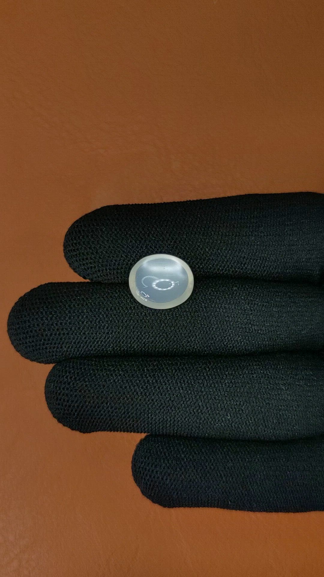 5.12 Ct. White Cabochon Moonstone from Ceylon (Sri Lanka) Size Video