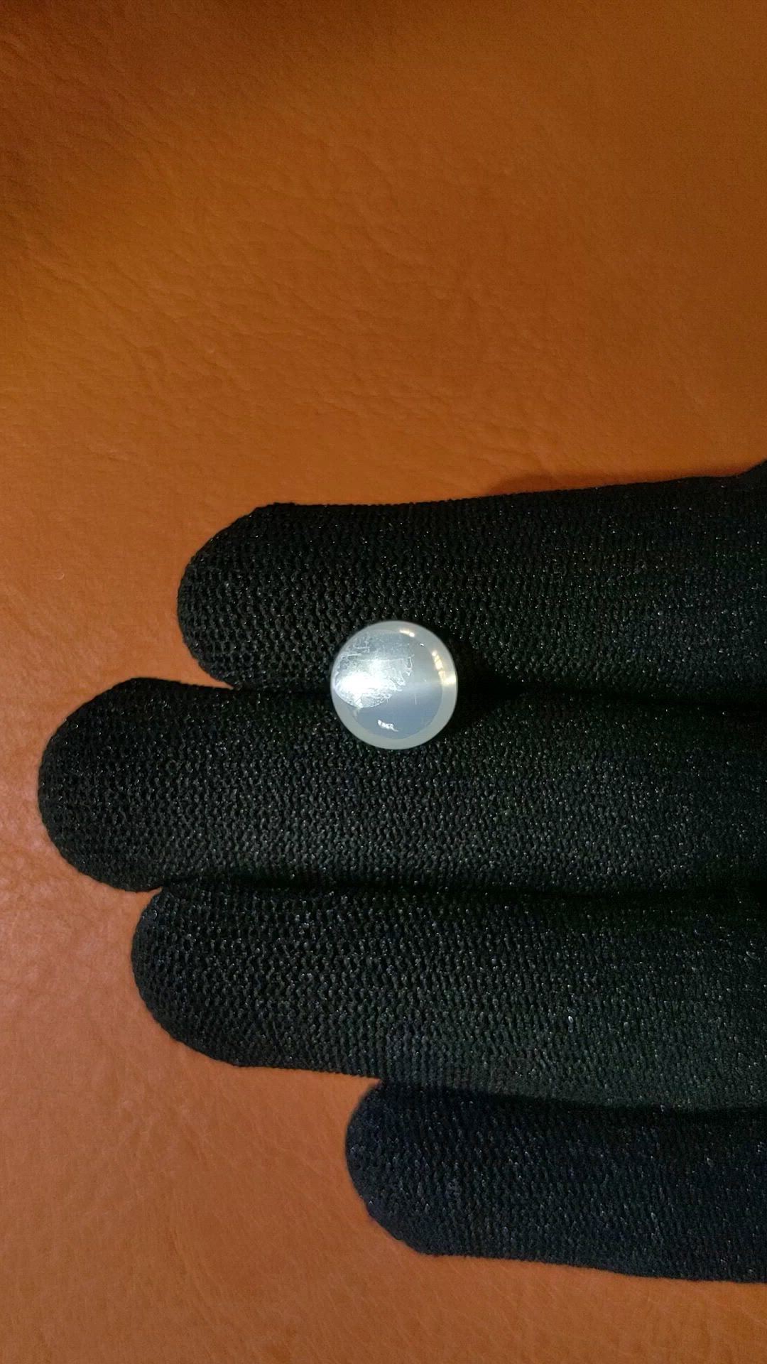 3.90 Ct. White Cabochon Moonstone from Ceylon (Sri Lanka) Size Video