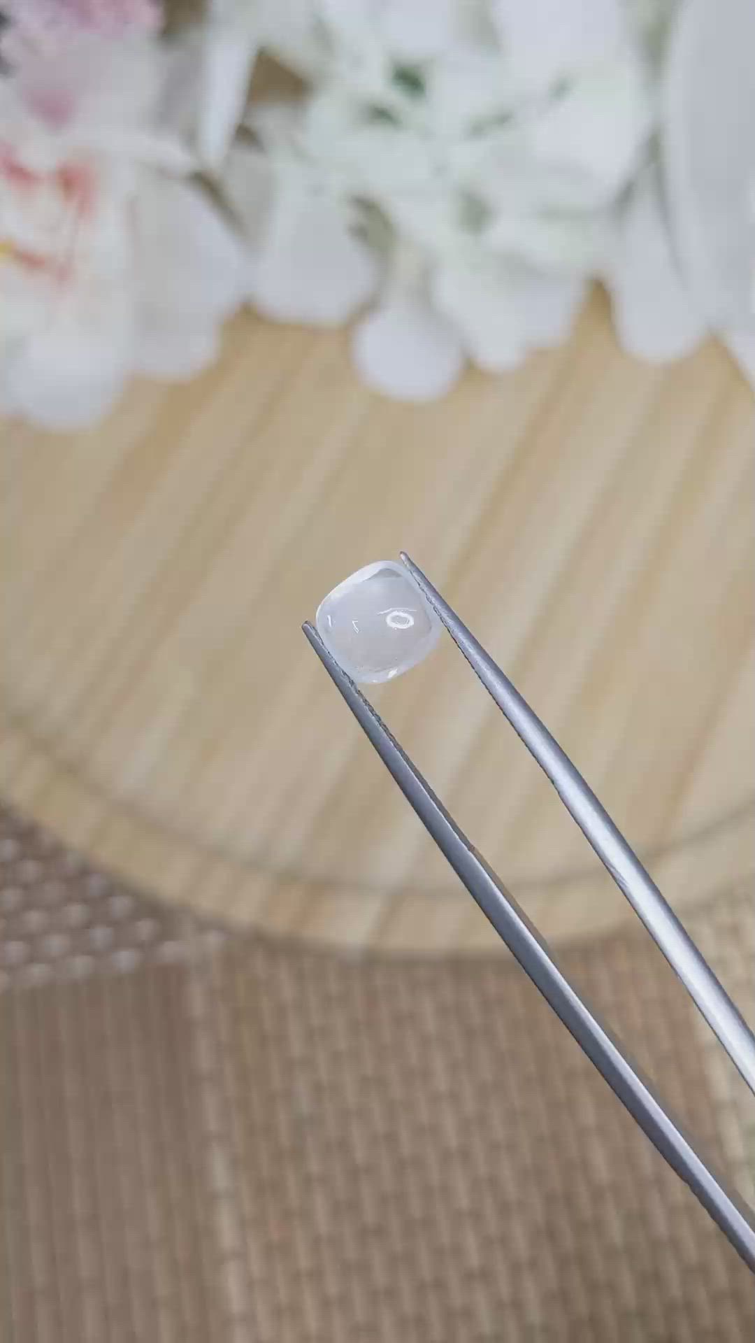 1.44 Ct. White Cabochon Moonstone from Ceylon (Sri Lanka) Size Video