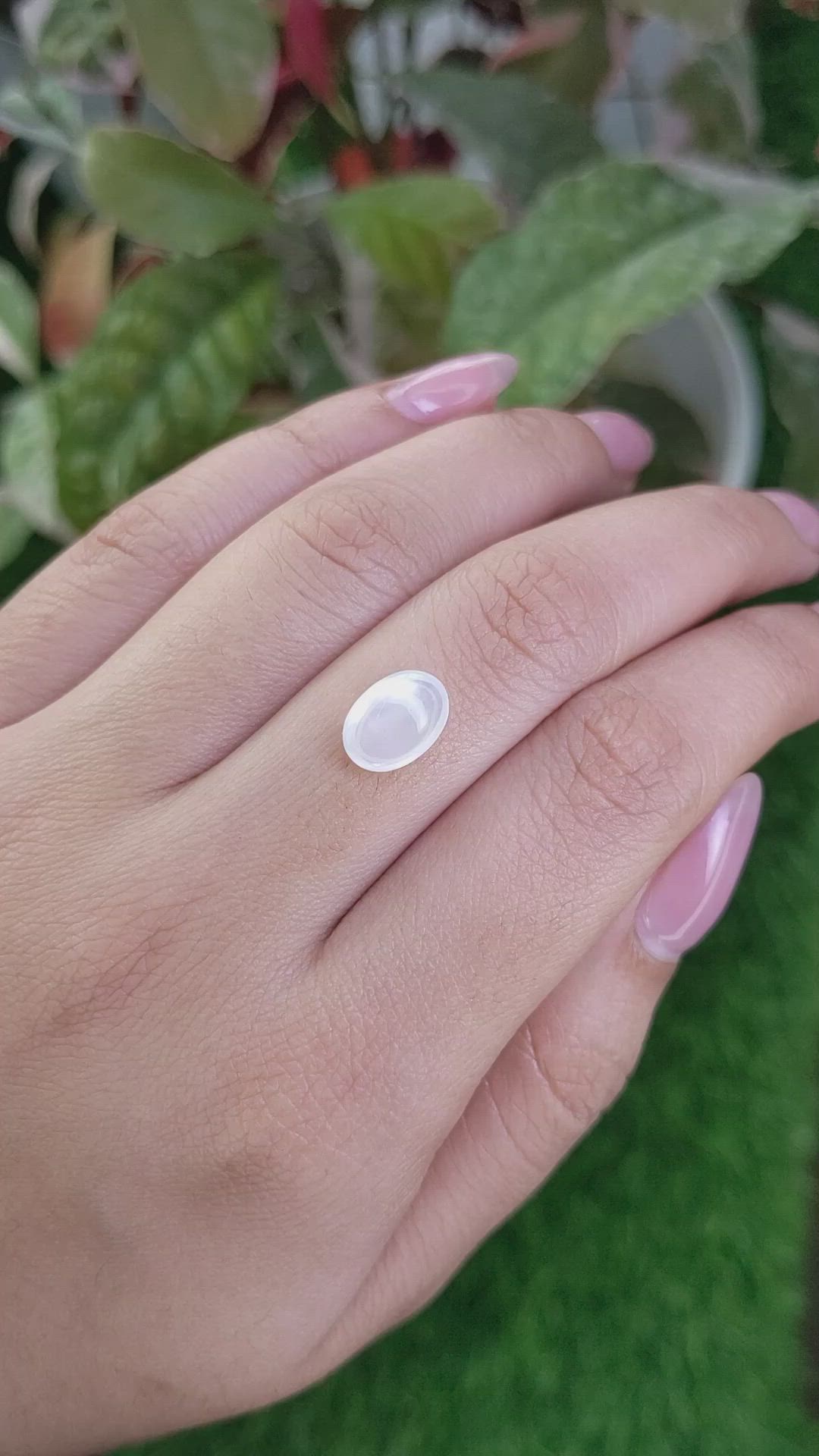 2.14 Ct. White Cabochon Moonstone from Ceylon (Sri Lanka) Size Video