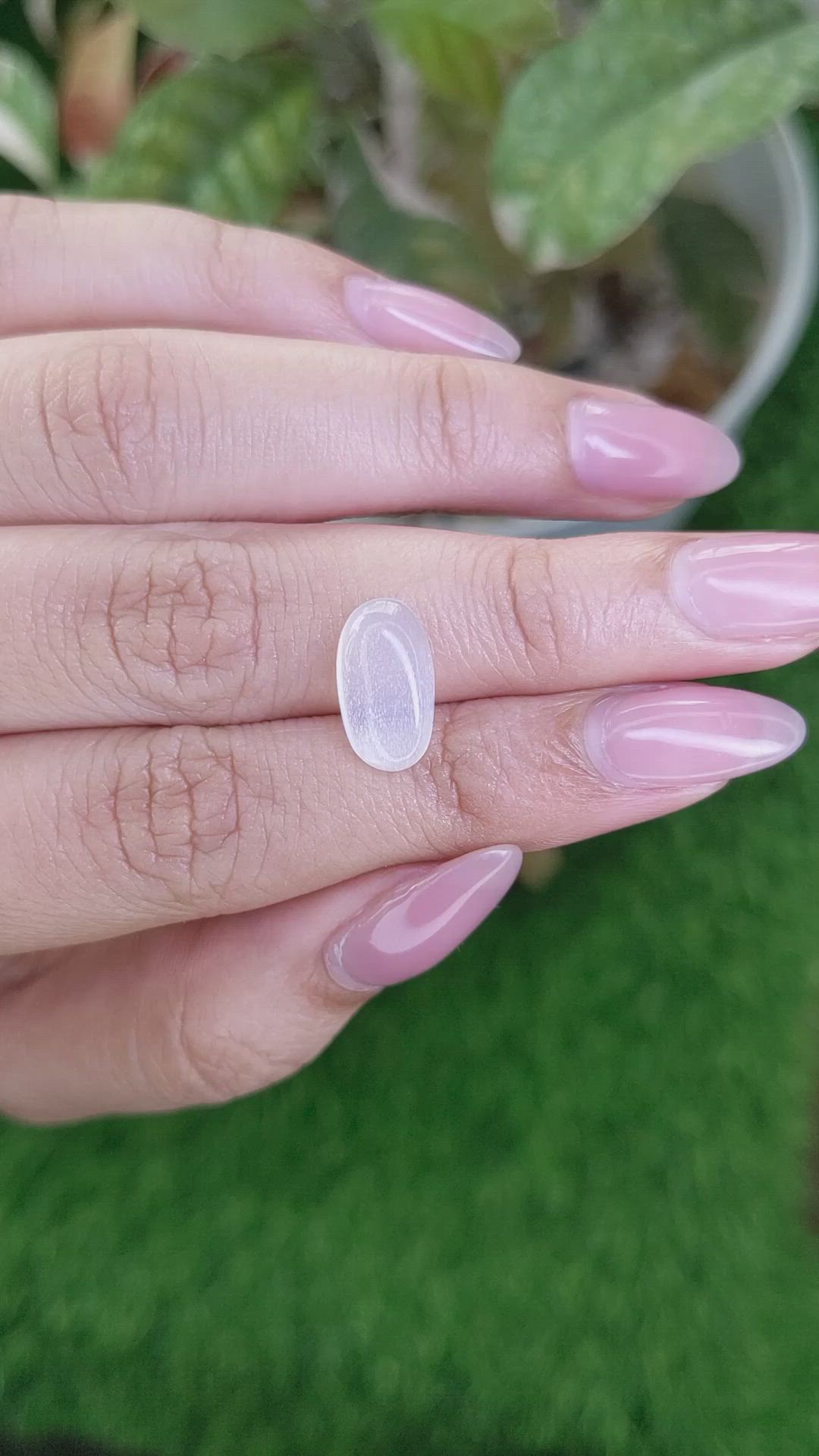 3.14 Ct. White Cabochon Moonstone from Ceylon (Sri Lanka) Size Video