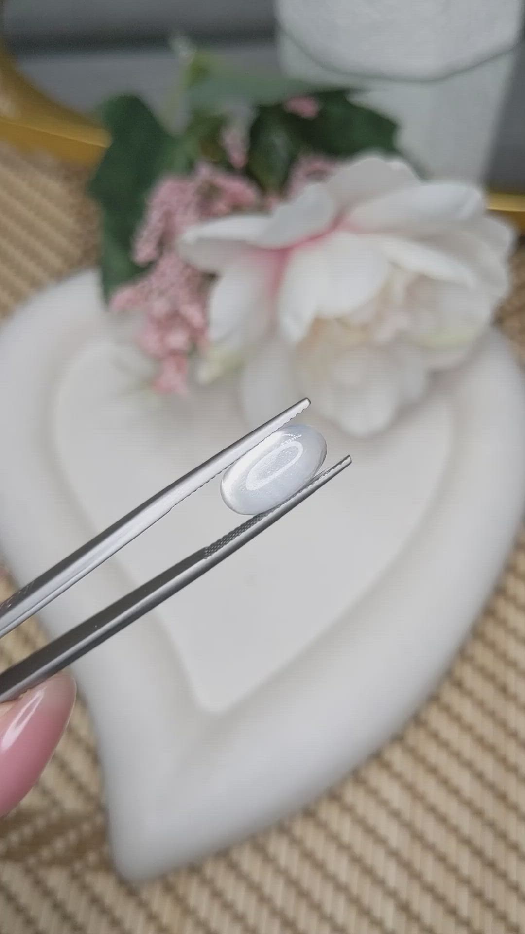 3.14 Ct. White Cabochon Moonstone from Ceylon (Sri Lanka) Size Video