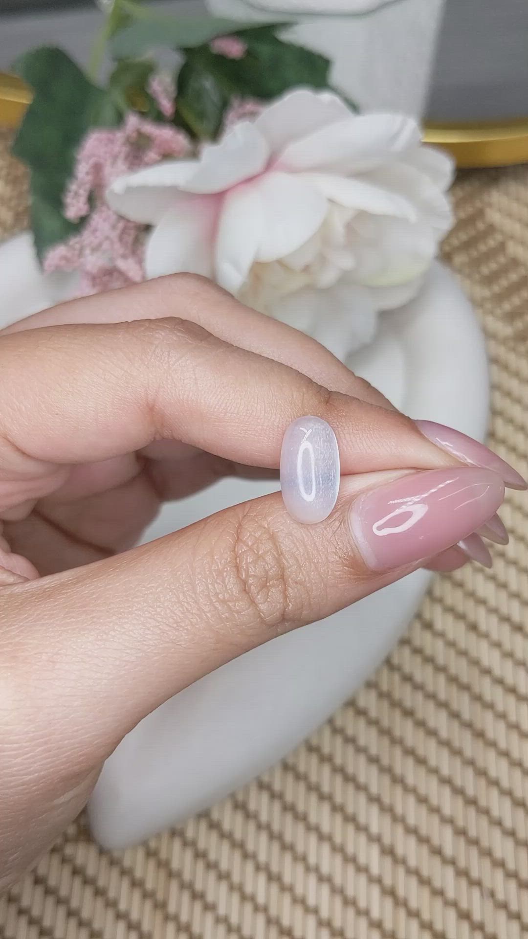 3.14 Ct. White Cabochon Moonstone from Ceylon (Sri Lanka) Size Video
