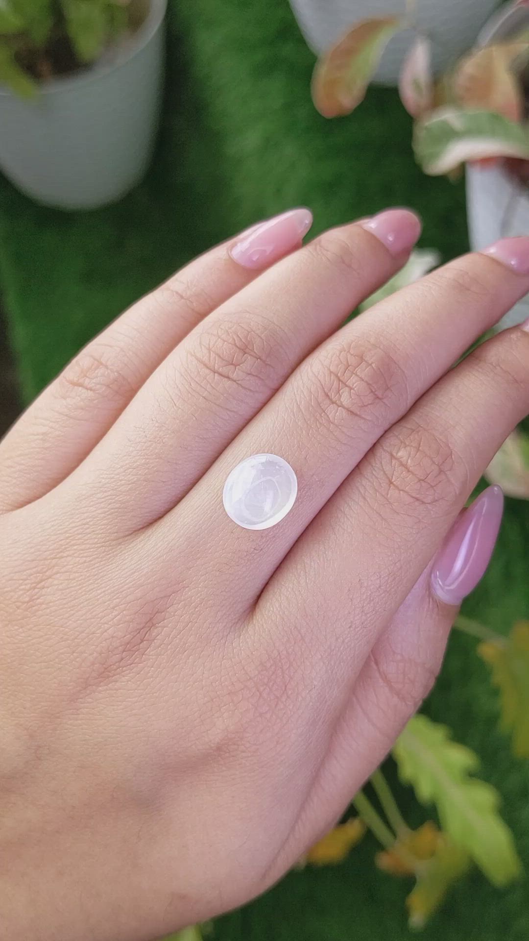 3.08 Ct. White Cabochon Moonstone from Ceylon (Sri Lanka) Size Video