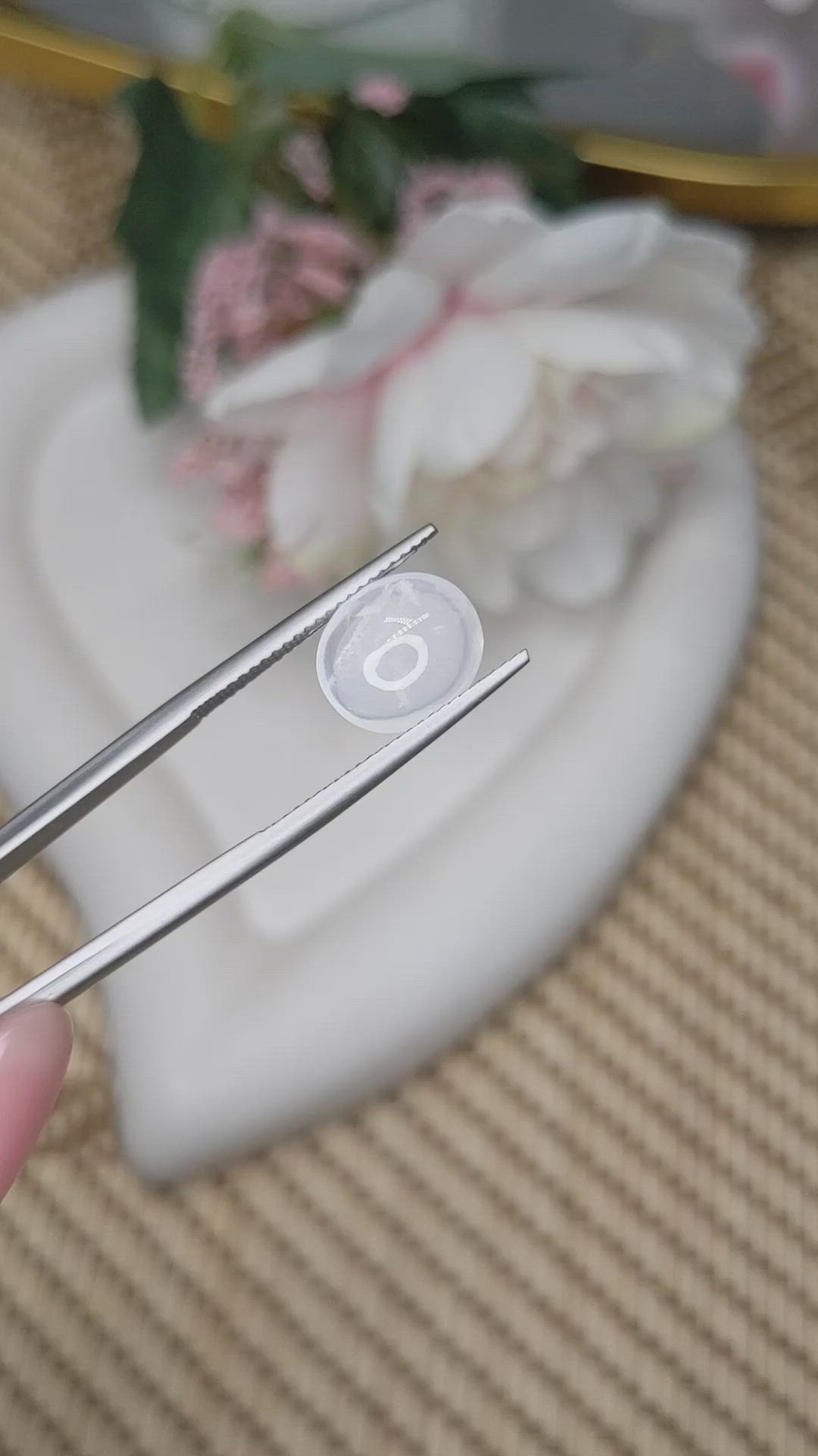 3.08 Ct. White Cabochon Moonstone from Ceylon (Sri Lanka) Size Video
