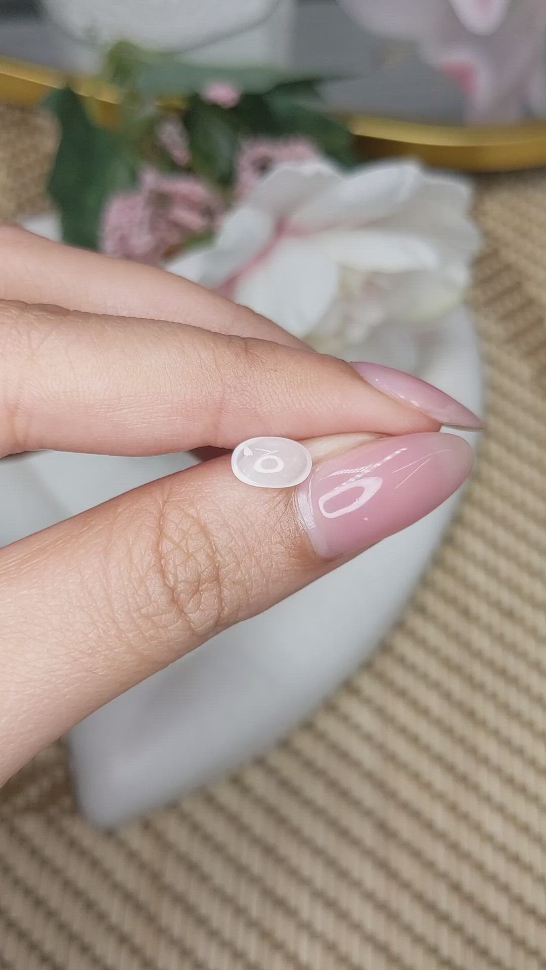 0.98 Ct. White Cabochon Moonstone from Ceylon (Sri Lanka) Size Video