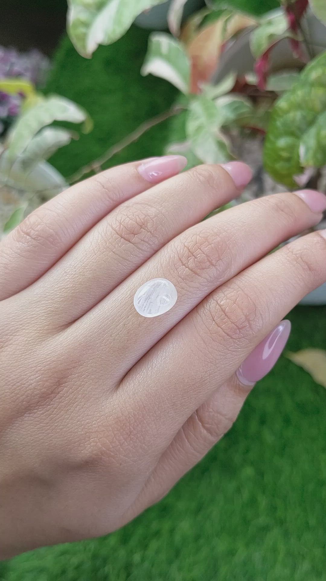 2.53 Ct. White Cabochon Moonstone from Ceylon (Sri Lanka) Size Video