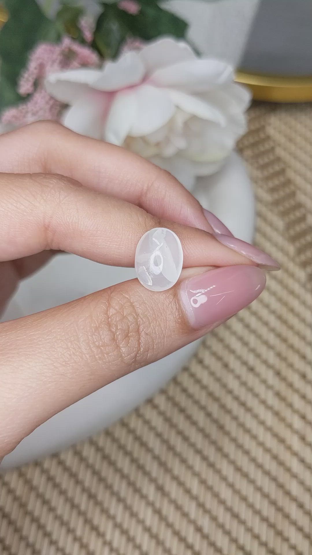 3.46 Ct. White Cabochon Moonstone from Ceylon (Sri Lanka) Size Video