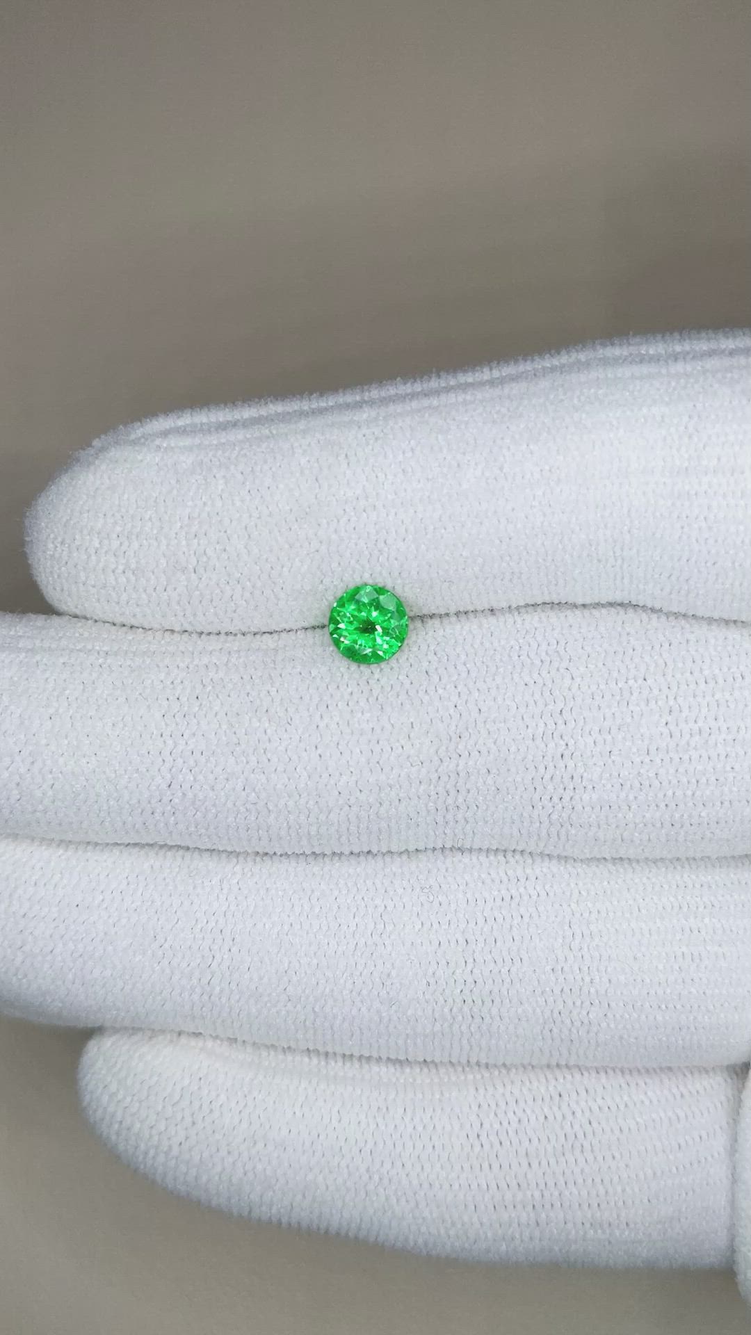 0.70 Ct. Tsavorite Garnet from Tanzania Size Video
