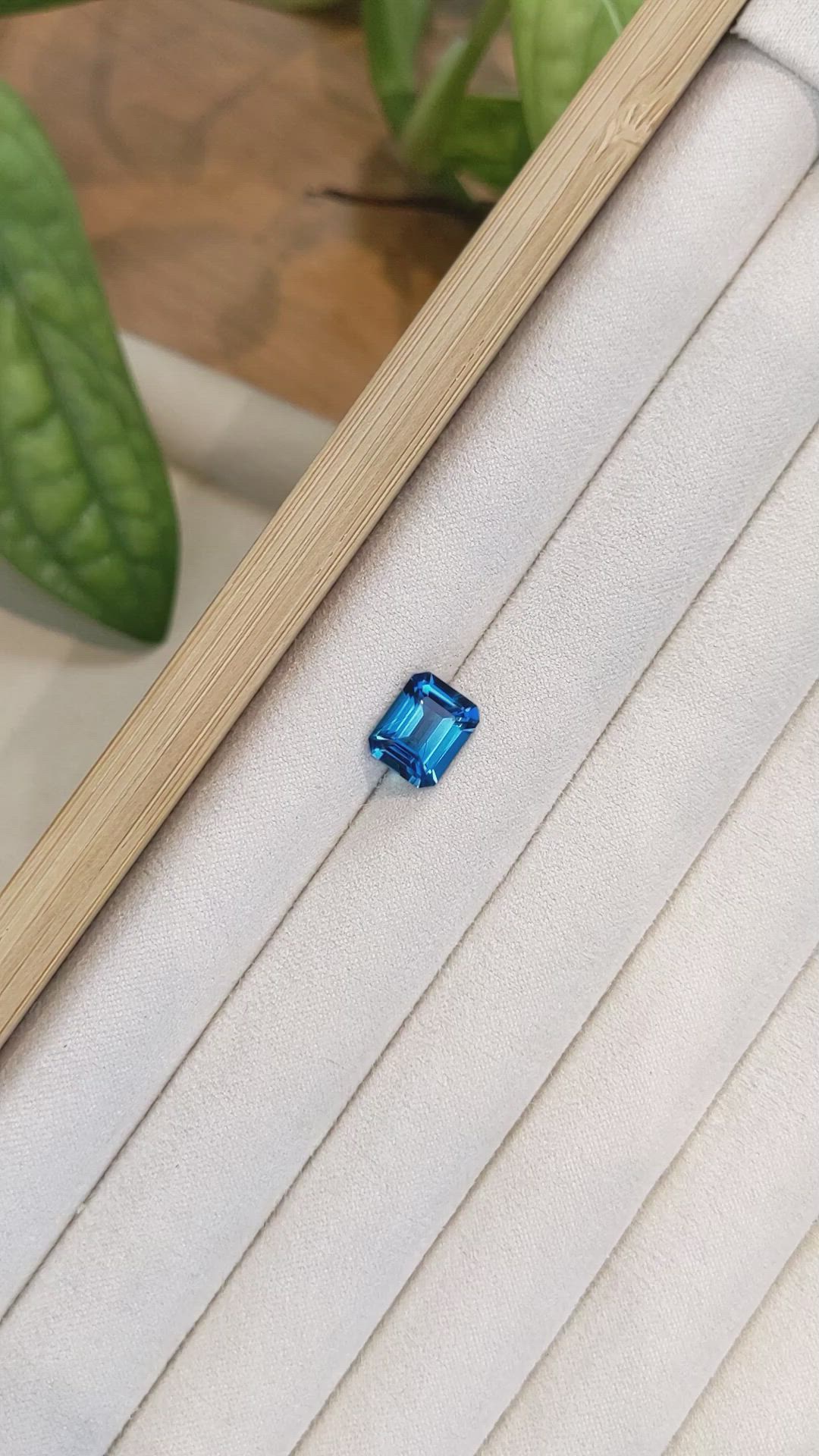 3.99 Ct. London Blue Topaz from Brazil Size Video