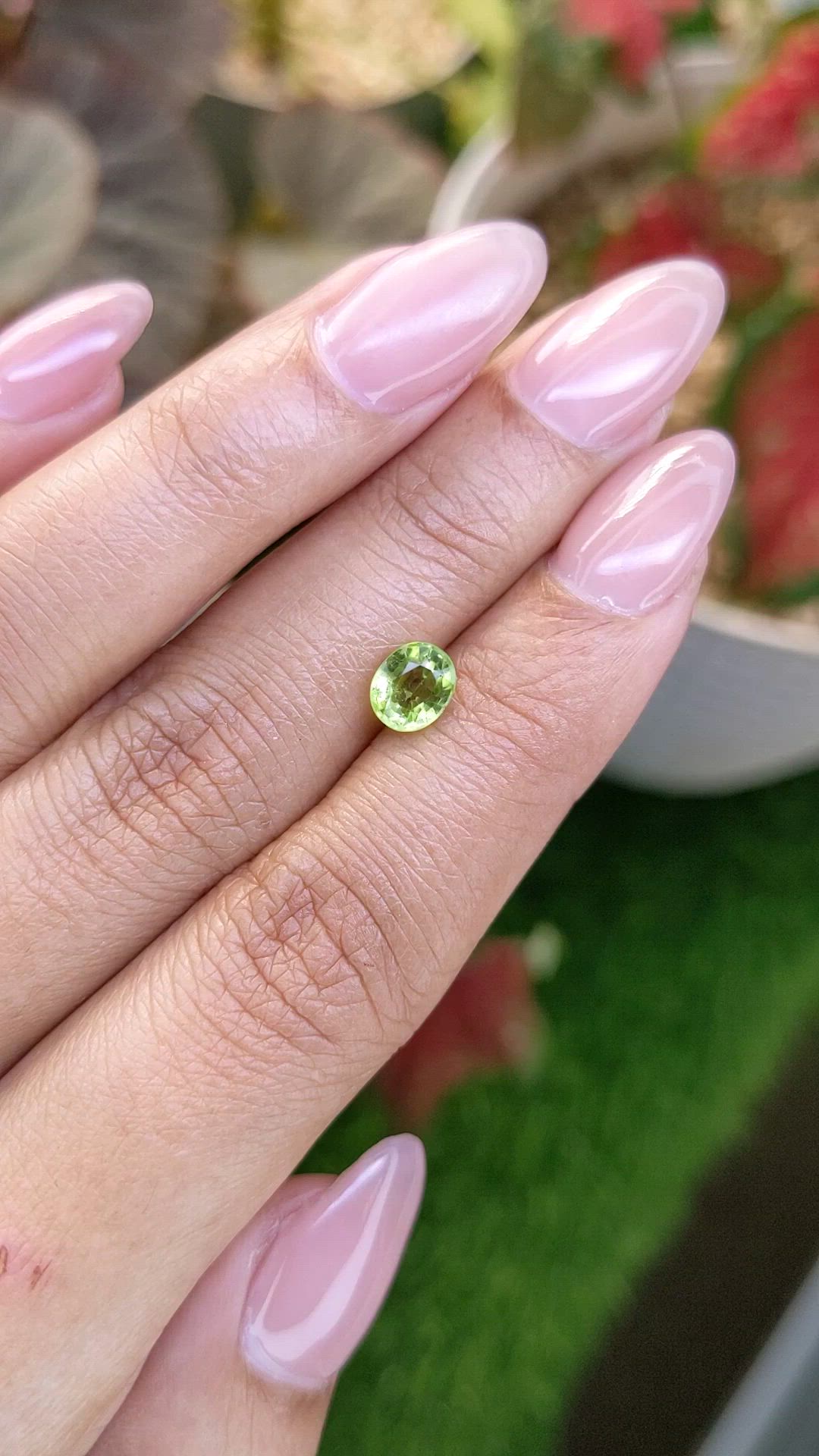 0.95 Ct. Green (Lime Green) Peridot from Pakistan Size Video