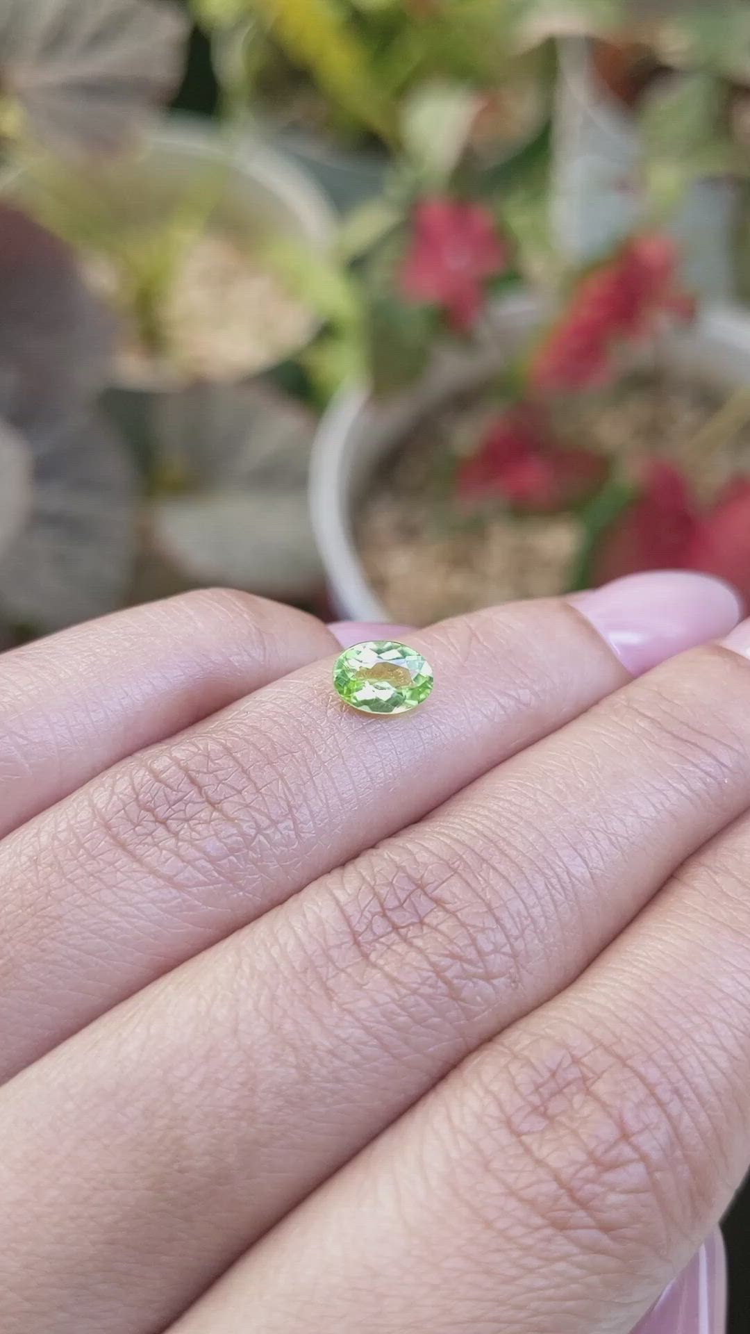 0.90 Ct. Green (Lime Green) Peridot from Pakistan Size Video