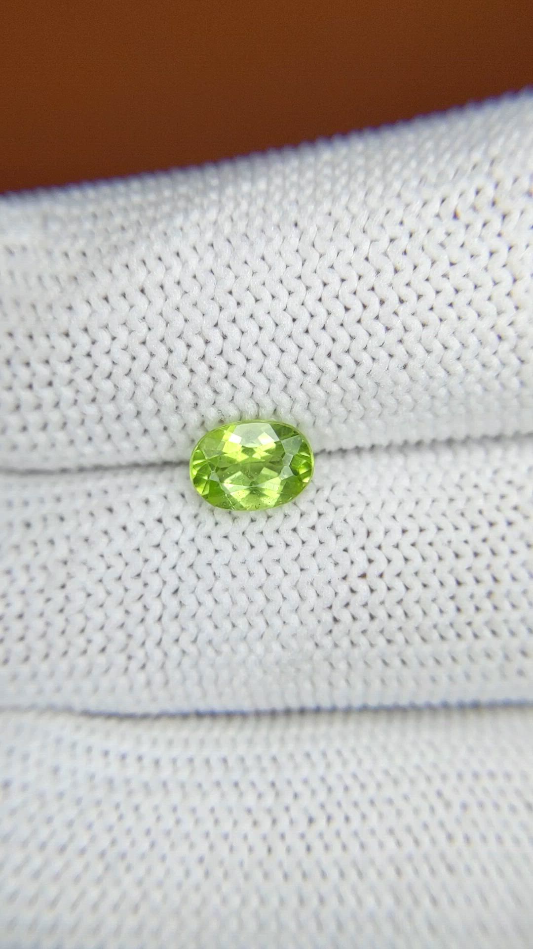 0.87 Ct. Green (Lime Green) Peridot from Pakistan Size Video