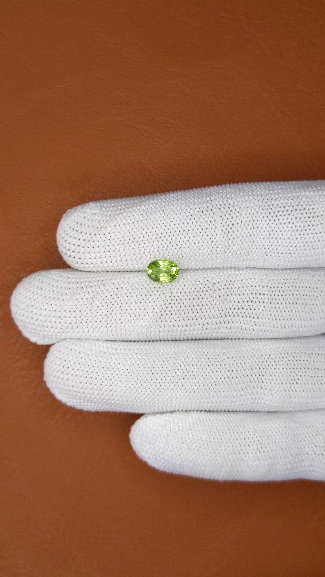 0.90 Ct. Yellowish Green Peridot from Pakistan Size Video