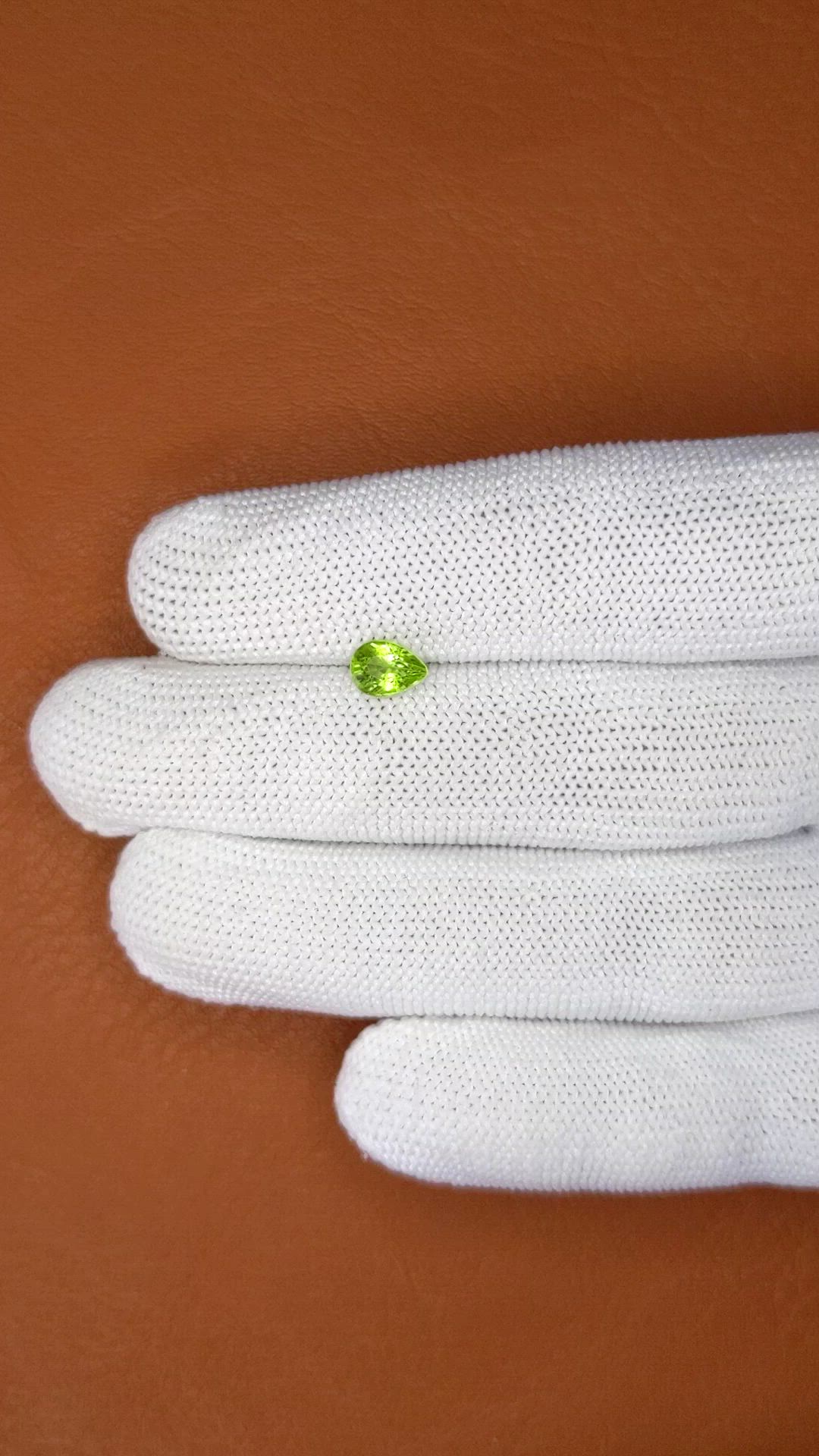 0.82 Ct. Green (Lime Green) Peridot from Pakistan Size Video