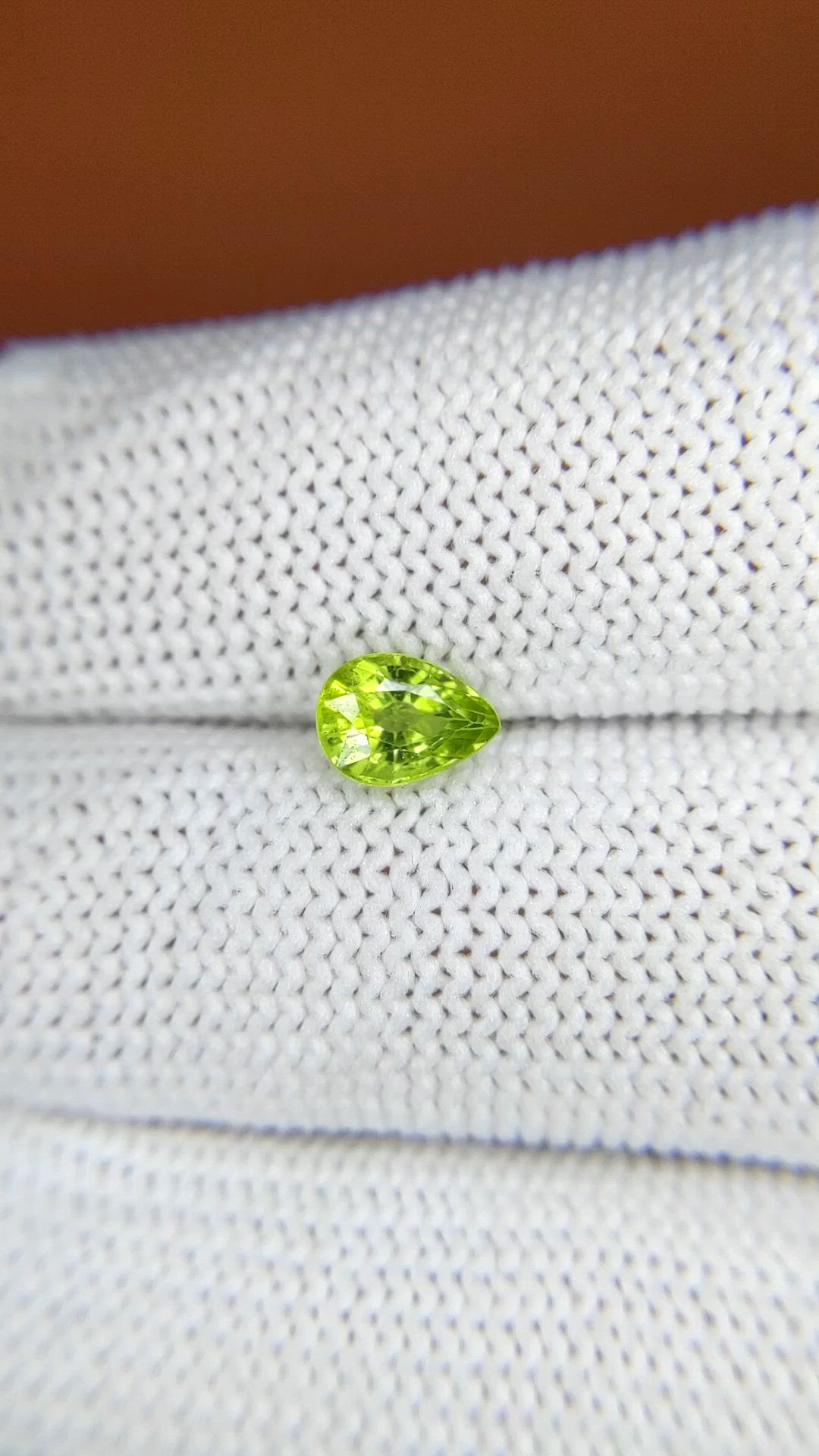 0.82 Ct. Green (Lime Green) Peridot from Pakistan Size Video