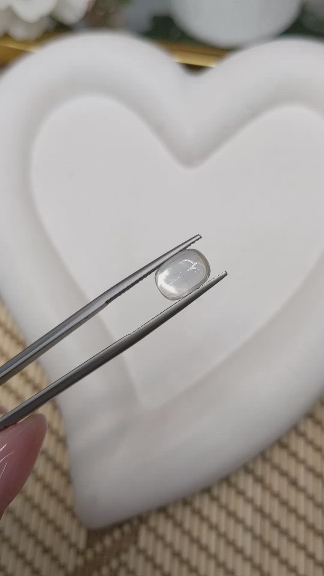 2.64 Ct. White Cabochon Moonstone from Ceylon (Sri Lanka) Size Video