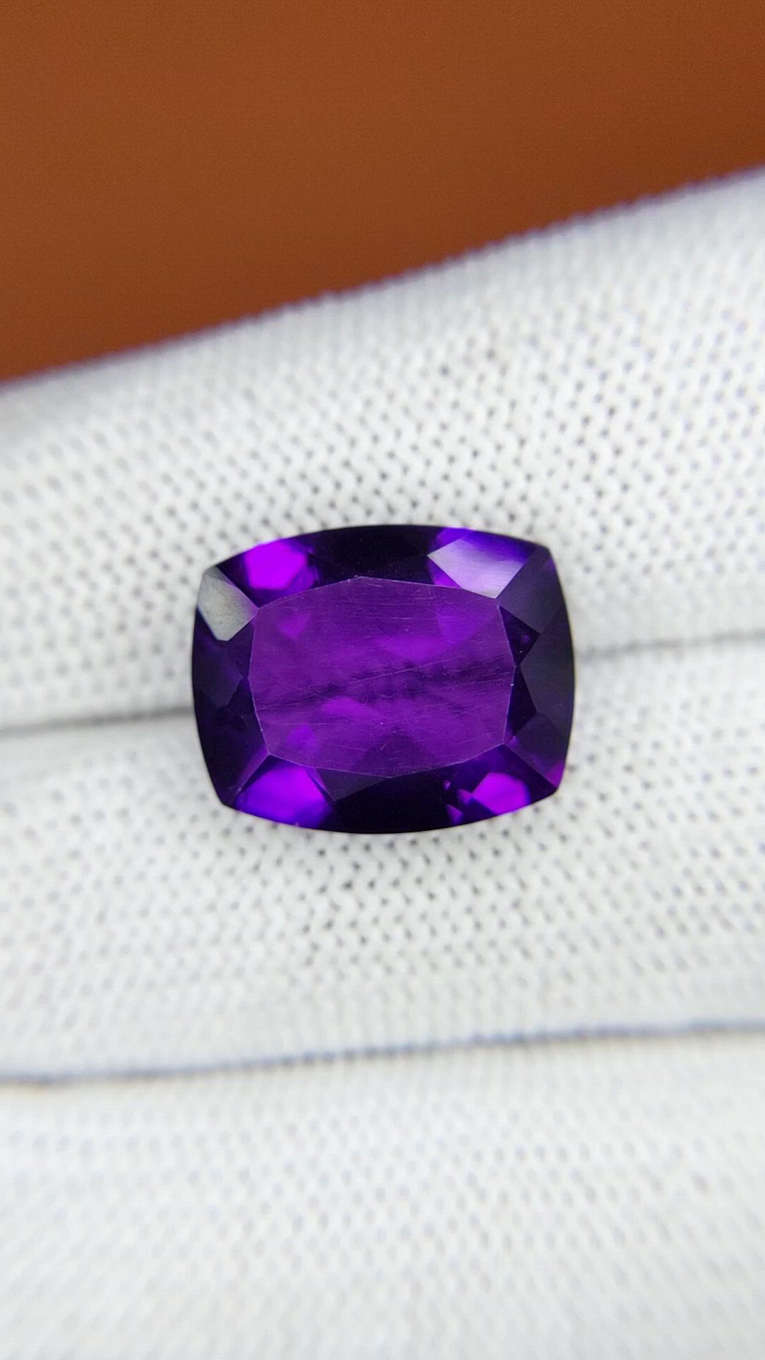 9.75 Ct. Purple Amethyst from Ceylon (Sri Lanka) Size Video