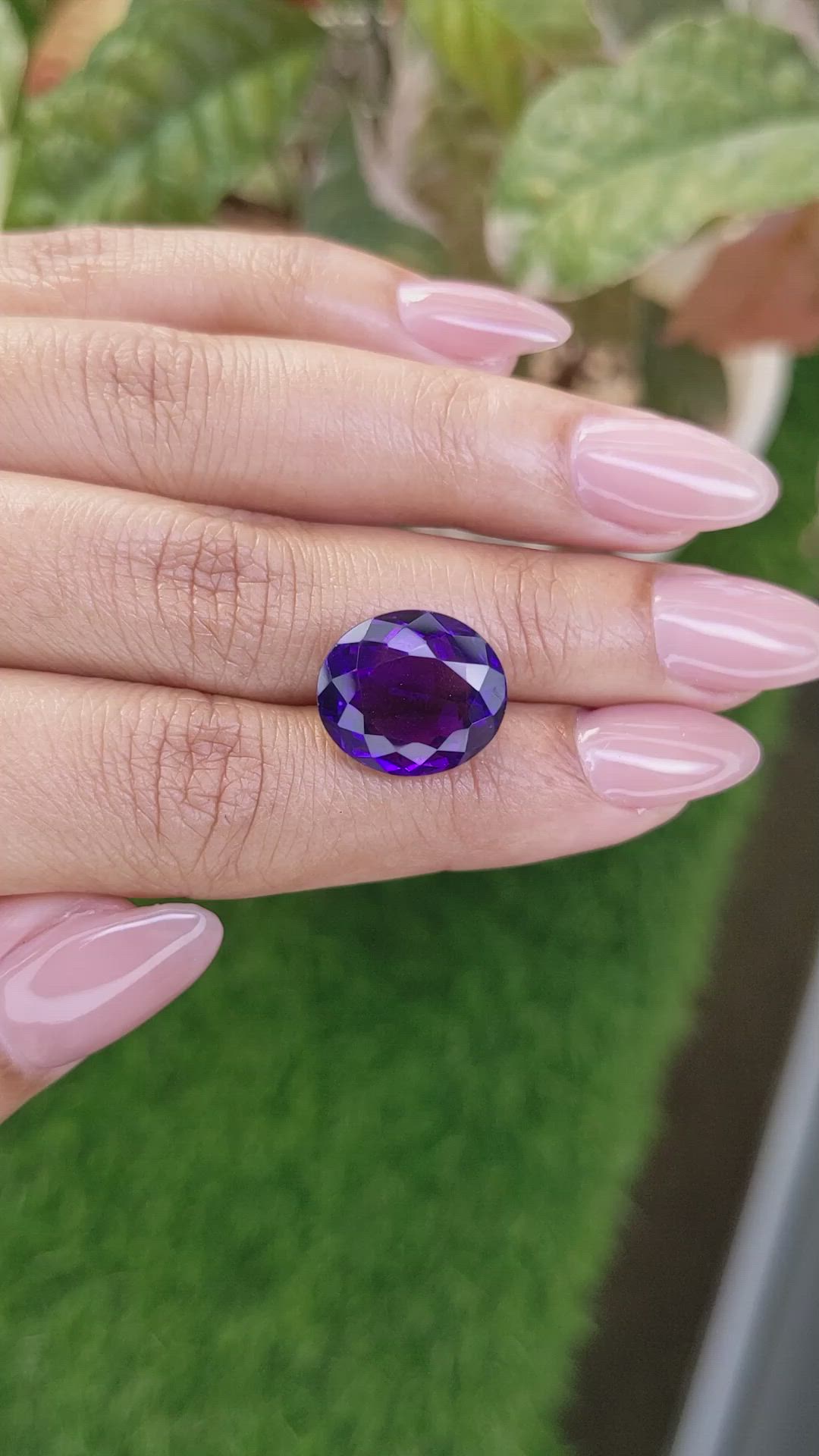 9.75 Ct. Purple Amethyst from Ceylon (Sri Lanka) Size Video