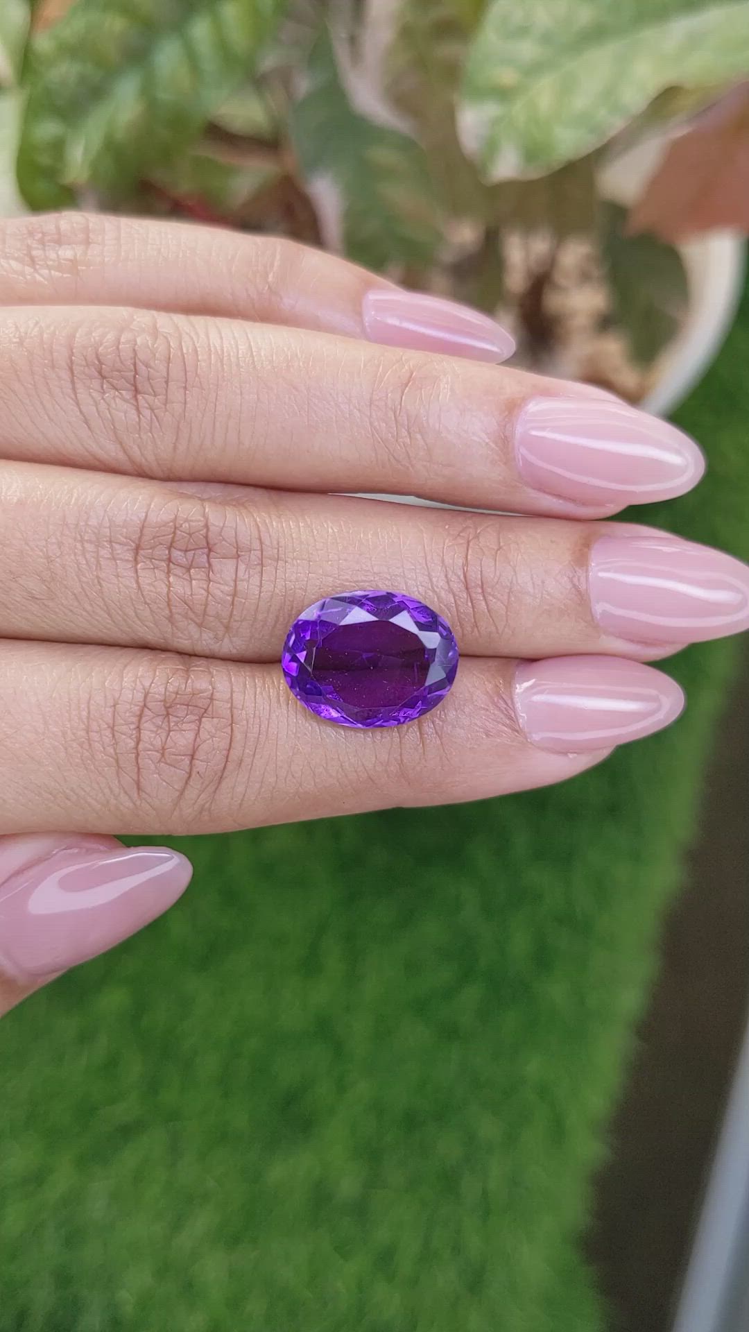 8.91 Ct. Purple Amethyst from Ceylon (Sri Lanka) Size Video