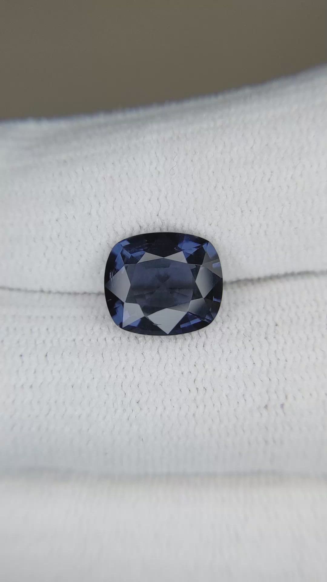 3.82 Ct. Purplish Blue Spinel from Burma (Myanmar) Size Video