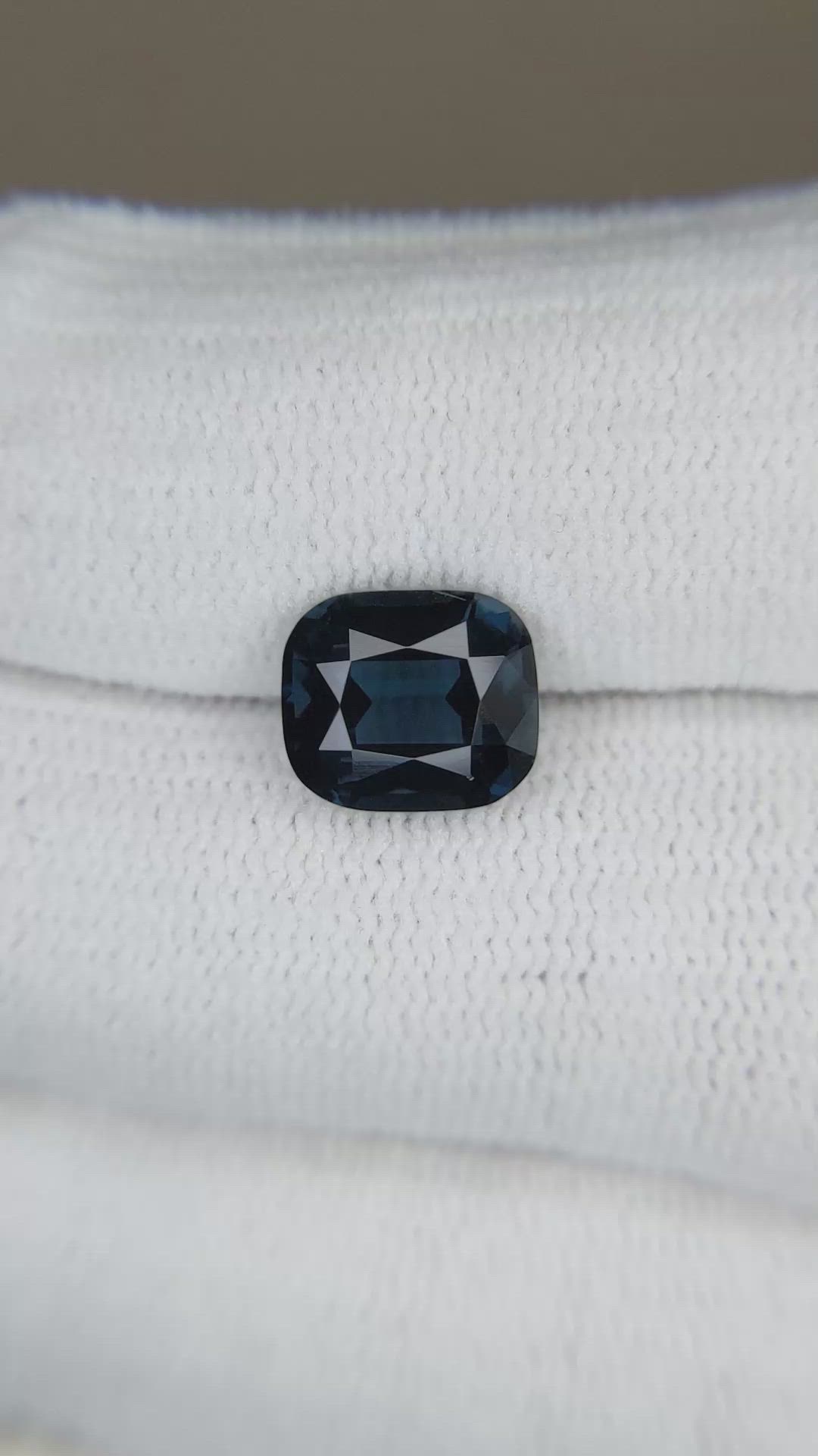 3.47 Ct. Purplish Blue Spinel from Burma (Myanmar) Size Video