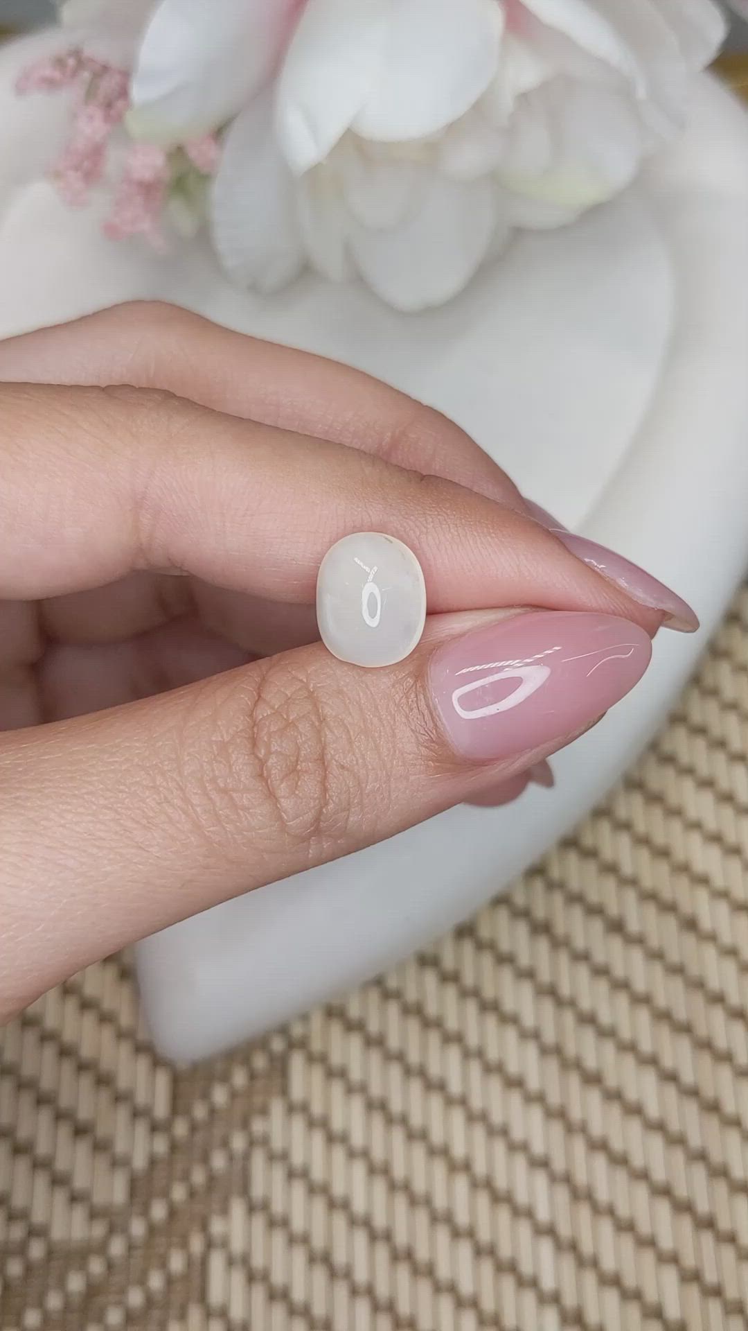 3.86 Ct. White Cabochon Moonstone from Ceylon (Sri Lanka) Size Video
