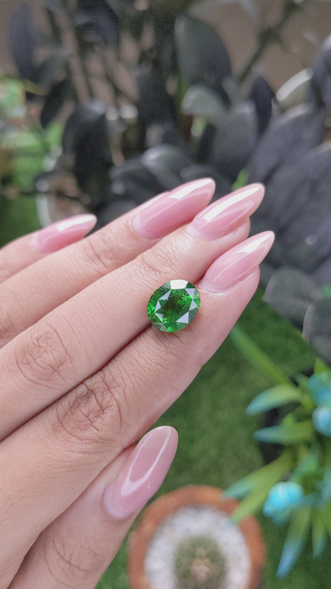 5.02 Ct. Tsavorite Garnet from Kenya Size Video