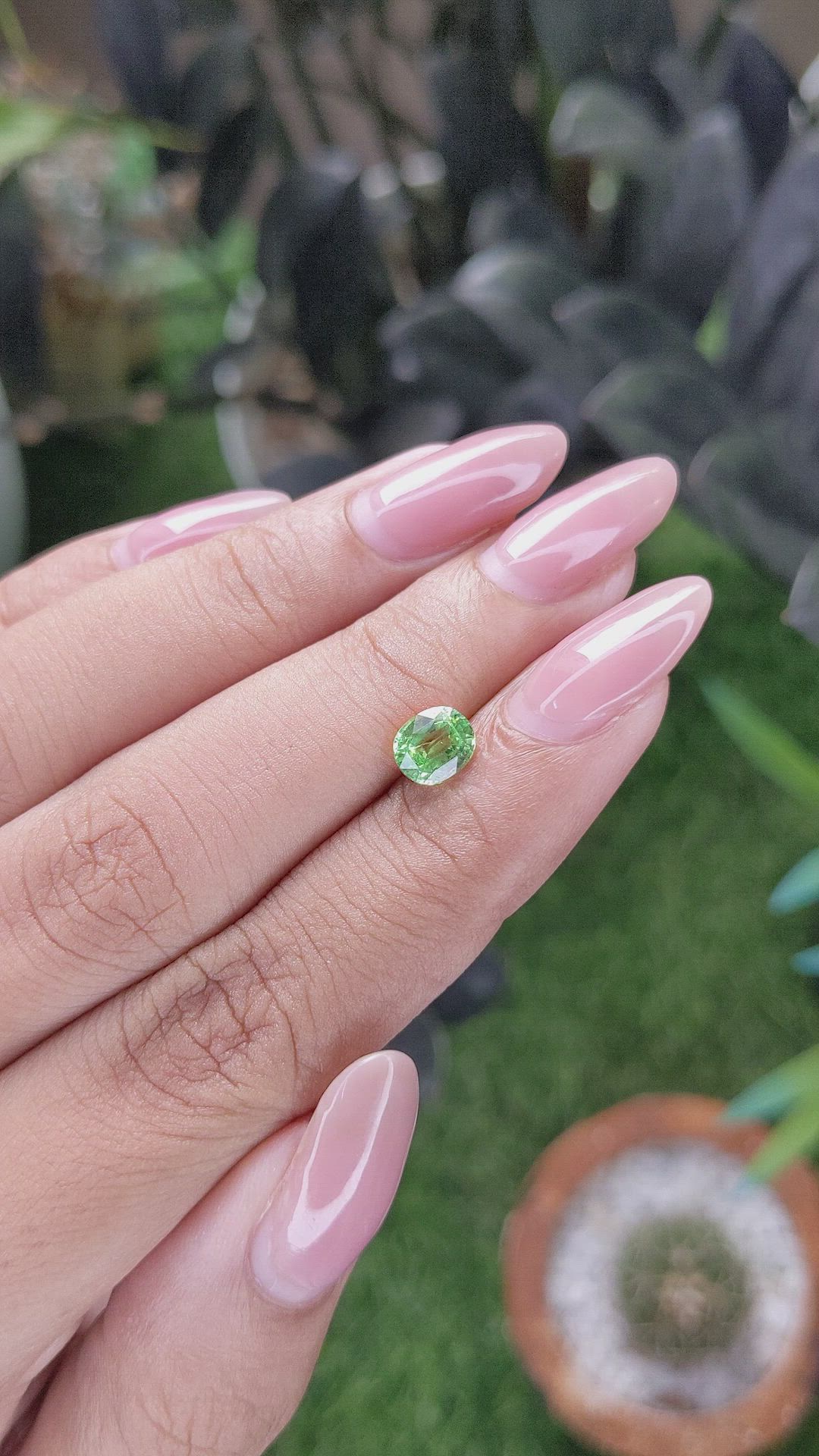 0.98 Ct. Tsavorite Garnet from Kenya Size Video