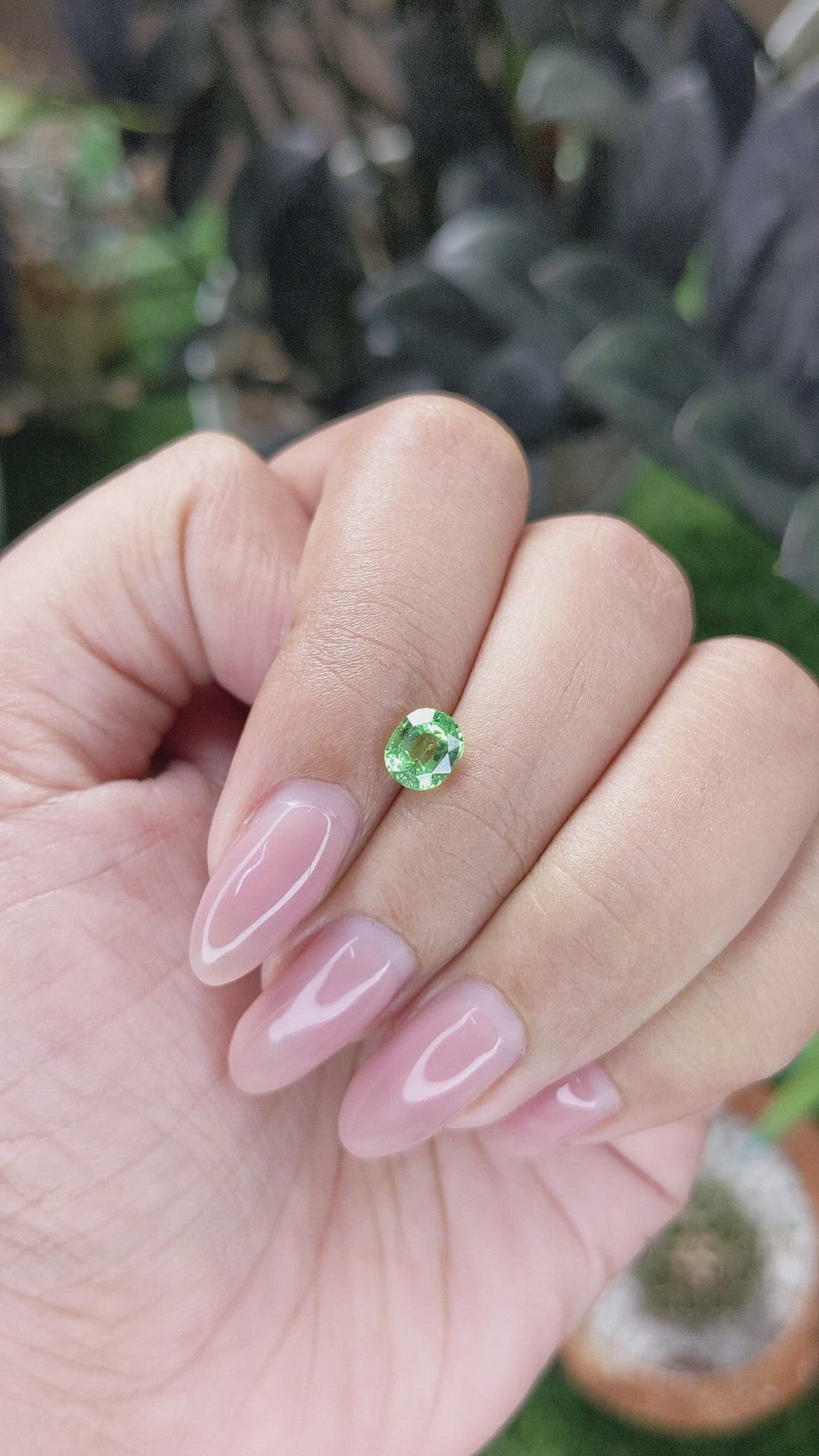 0.98 Ct. Tsavorite Garnet from Kenya Size Video