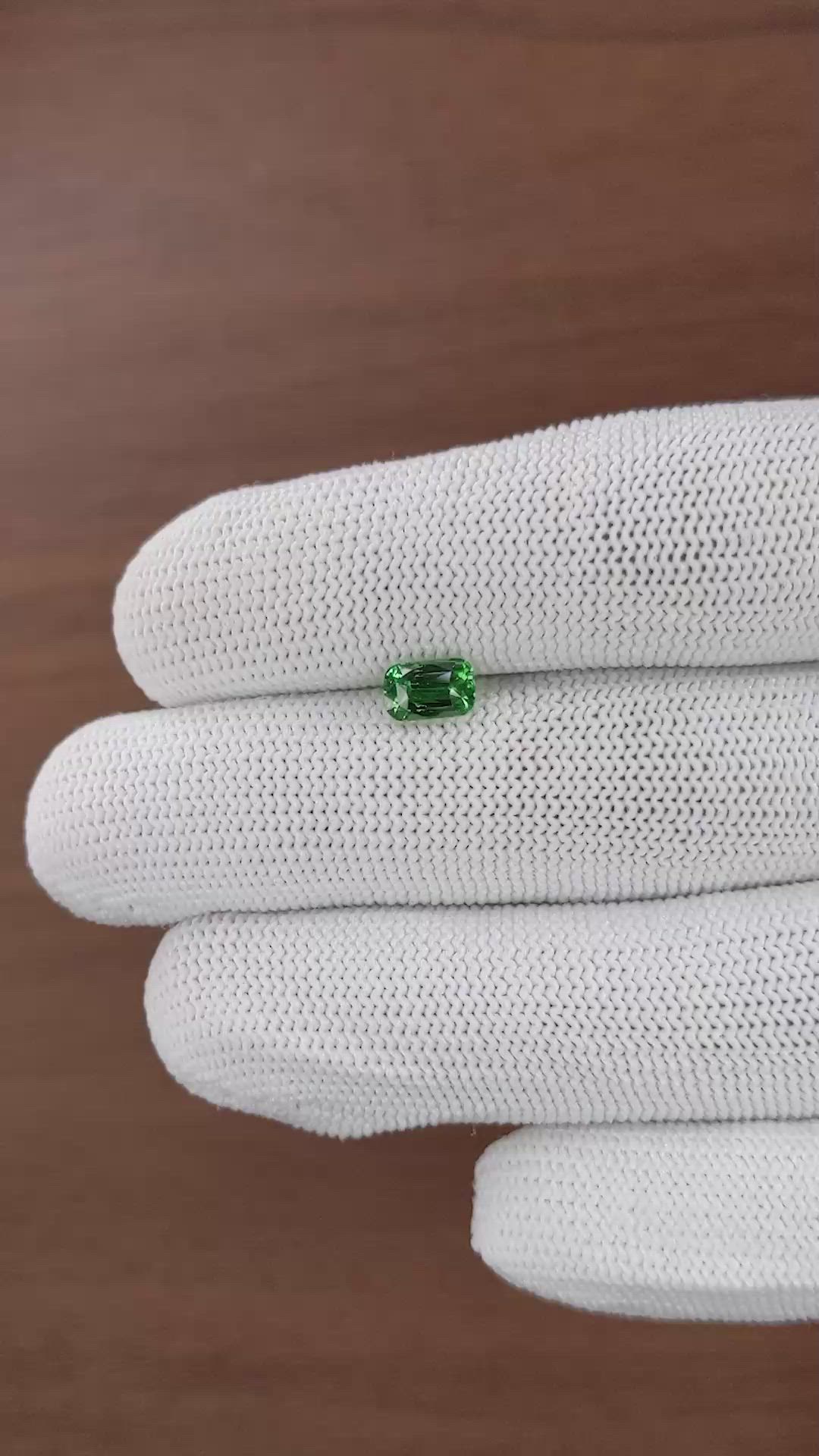 1.08 Ct. Tsavorite Garnet from Tanzania Size Video