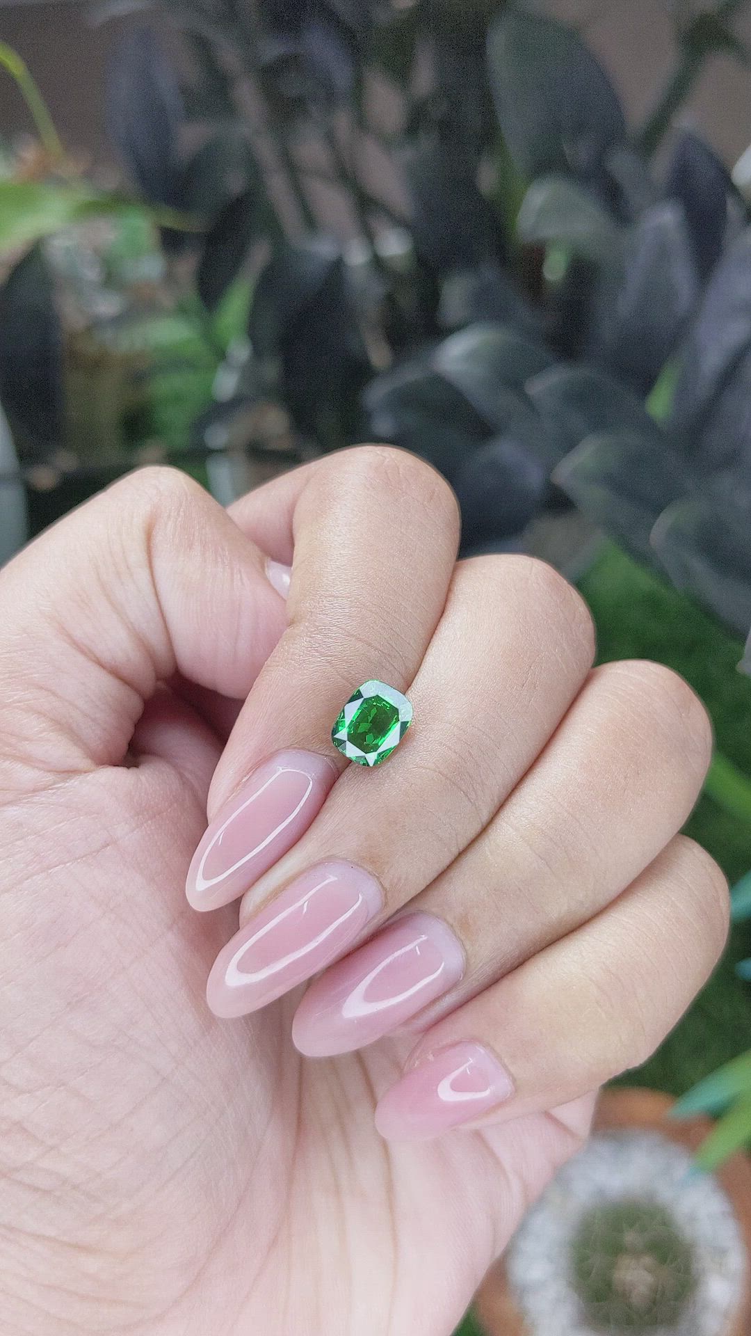 1.54 Ct. Tsavorite Garnet from Tanzania Size Video