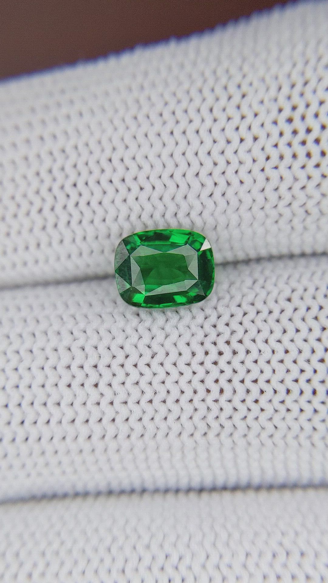 1.54 Ct. Tsavorite Garnet from Tanzania Size Video