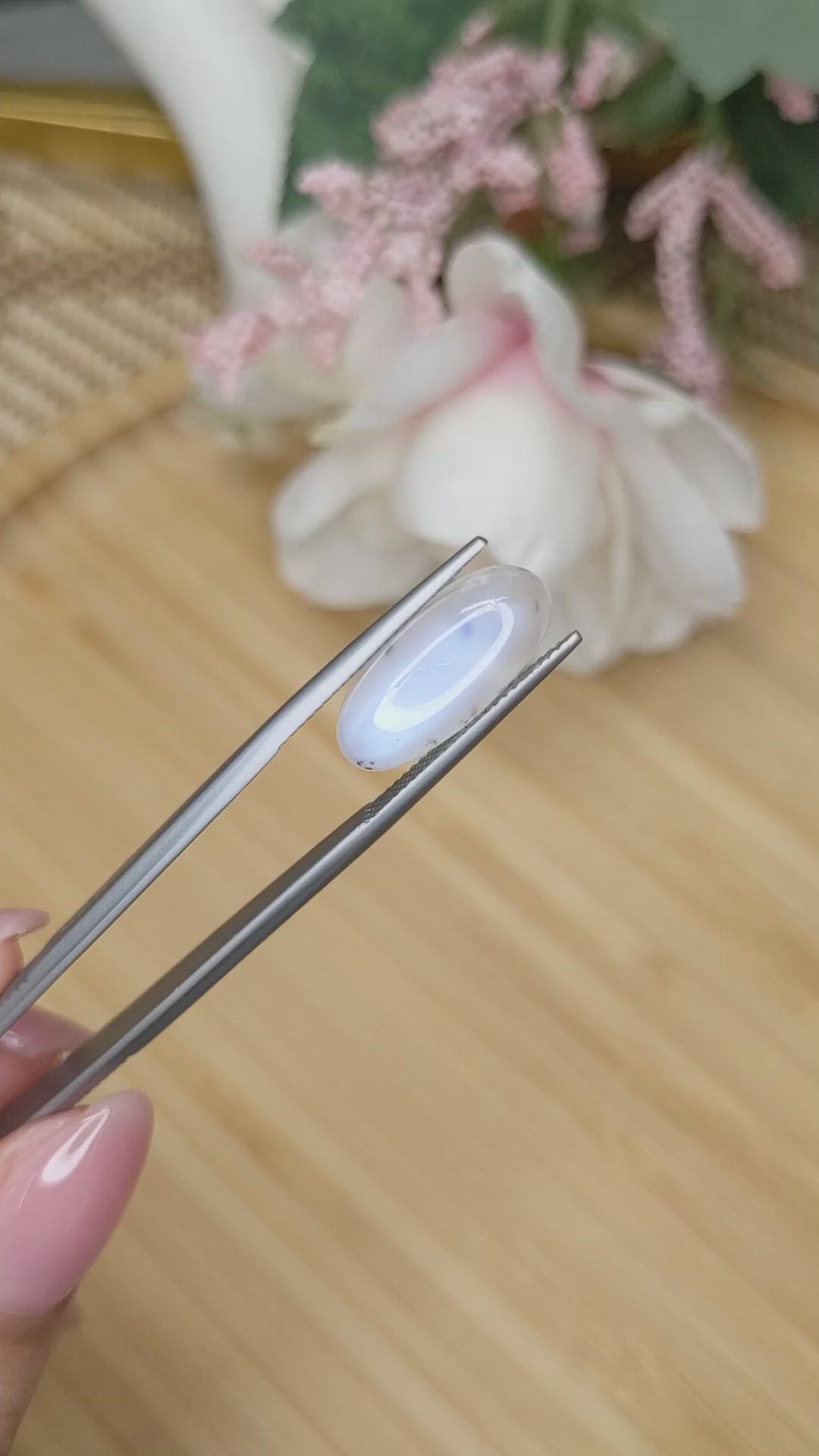 7.19 Ct. Blue Flash Cabochon Moonstone from Ceylon (Sri Lanka) Size Video