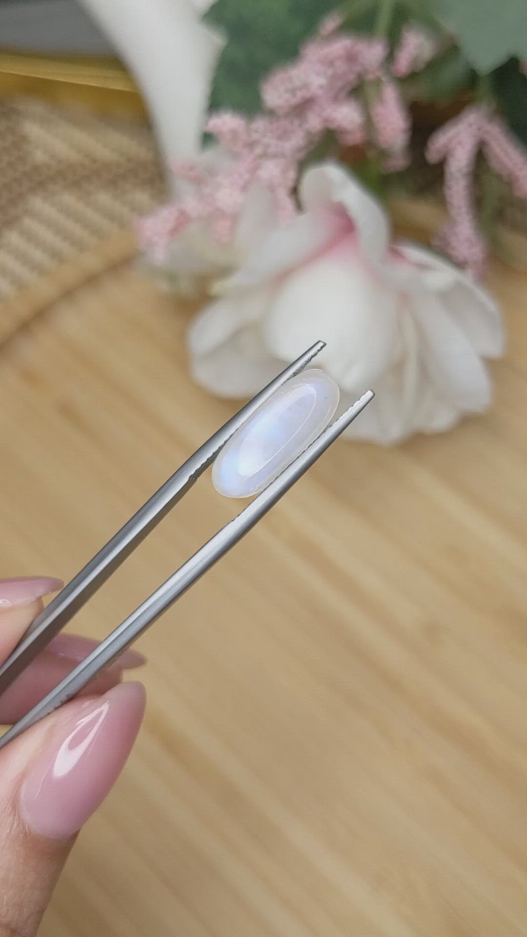 7.00 Ct. Blue Flash Cabochon Moonstone from Ceylon (Sri Lanka) Size Video