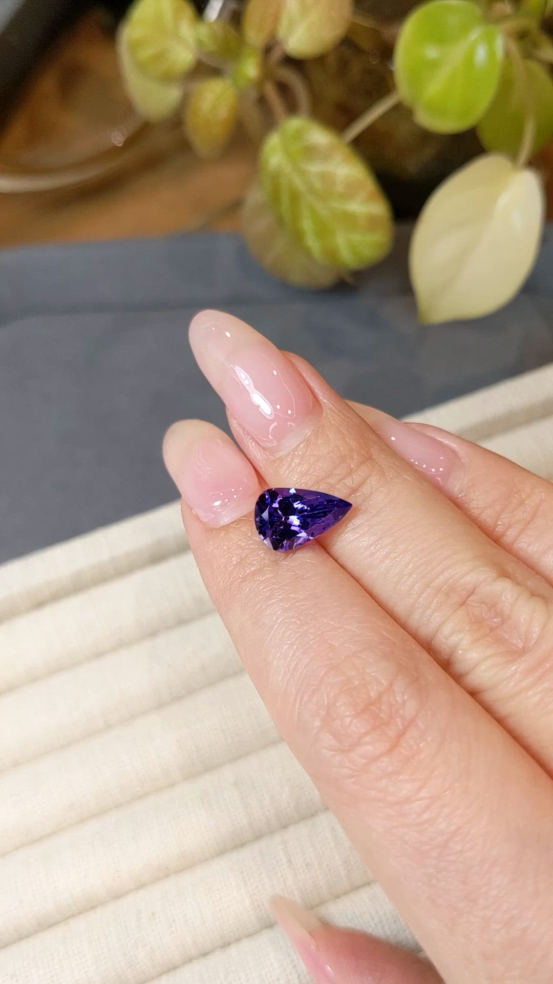 2.77 Ct. Violetish Blue Tanzanite from Tanzania Size Video