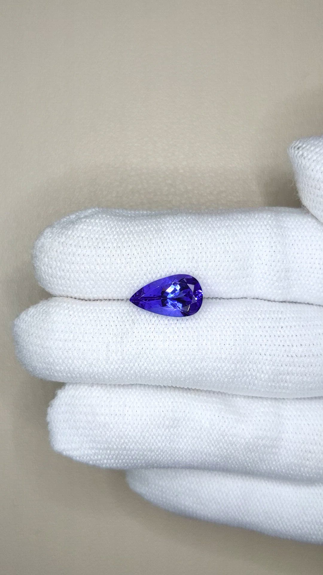 2.93 Ct. Violetish Blue Tanzanite from Tanzania Size Video