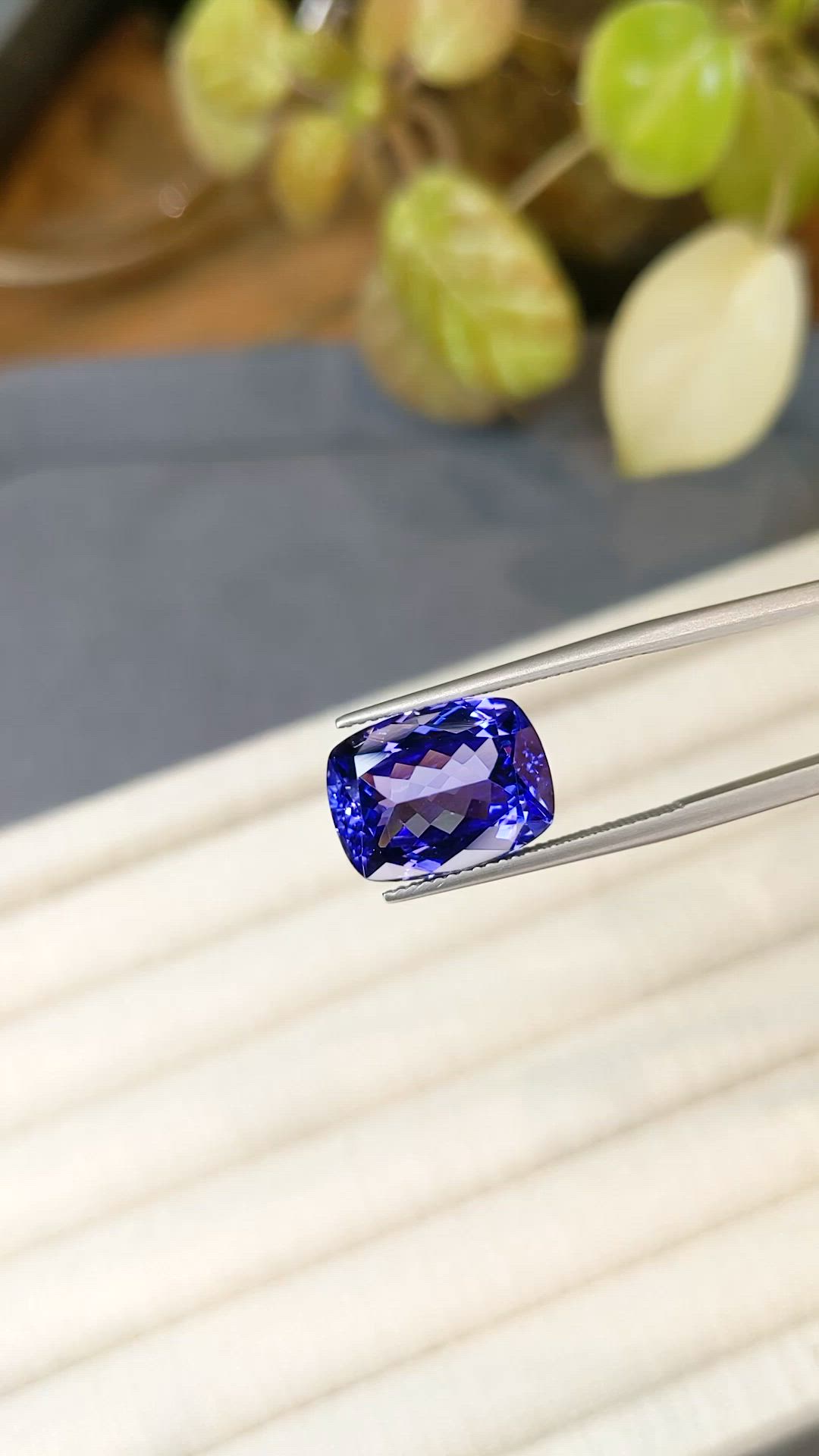 9.15 Ct. Violetish Blue Tanzanite from Tanzania Size Video