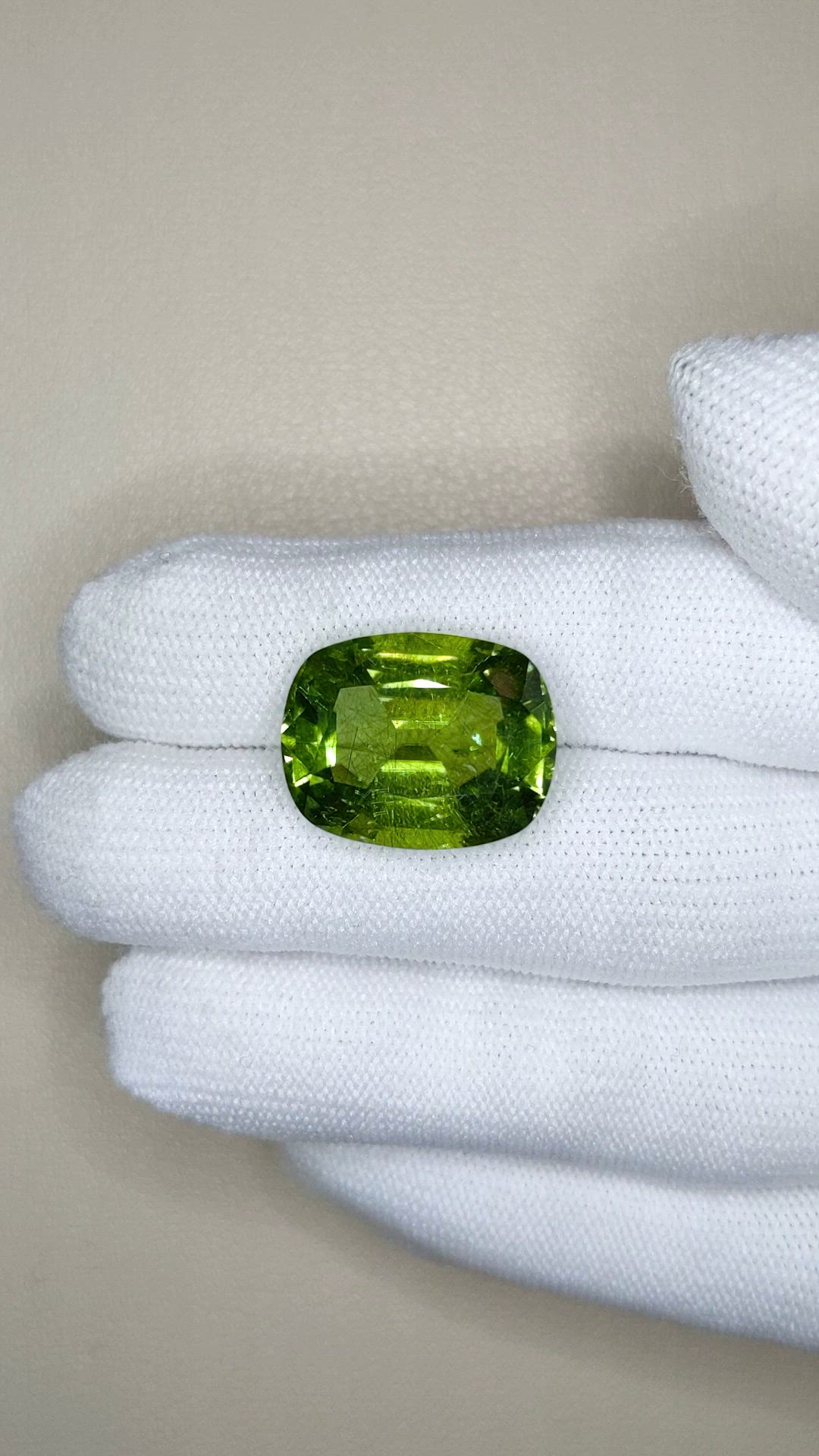 19.02 Ct. Yellowish Green Peridot from Burma (Myanmar) Size Video