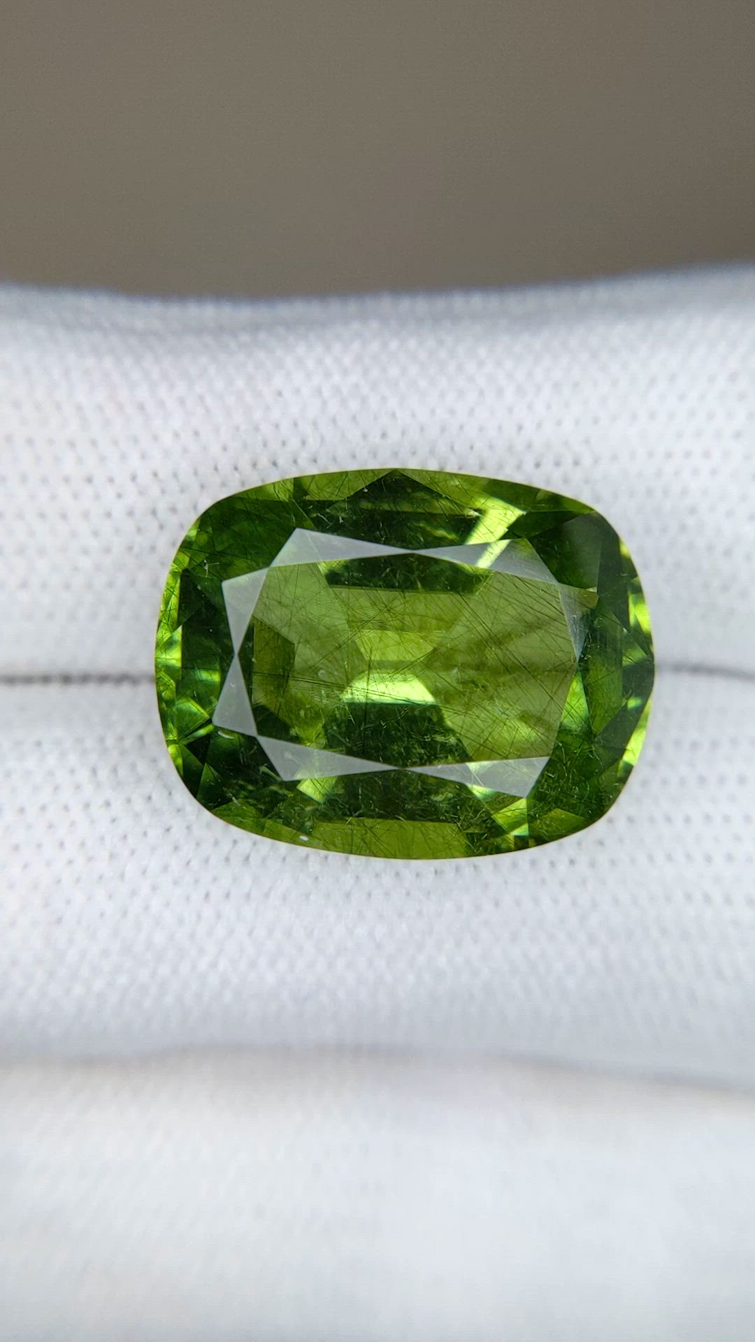 19.02 Ct. Yellowish Green Peridot from Burma (Myanmar) Size Video