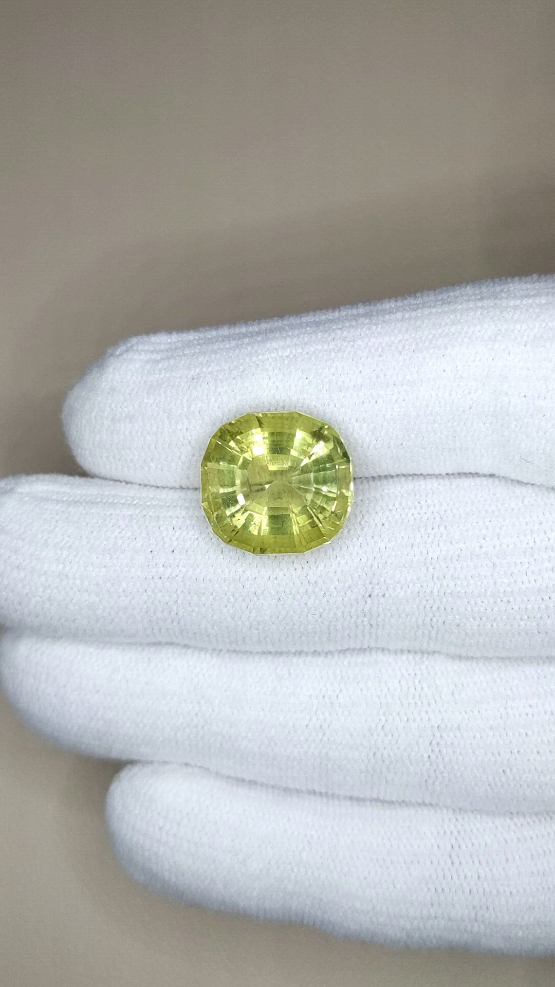 11.71 Ct. Green Moonstone from Ceylon (Sri Lanka) Size Video