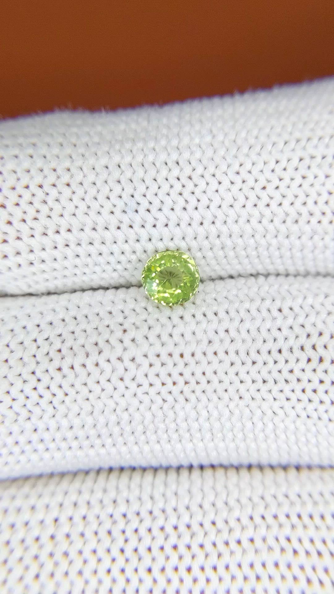 0.59 Ct. Green (Lime Green) Peridot from Pakistan Size Video