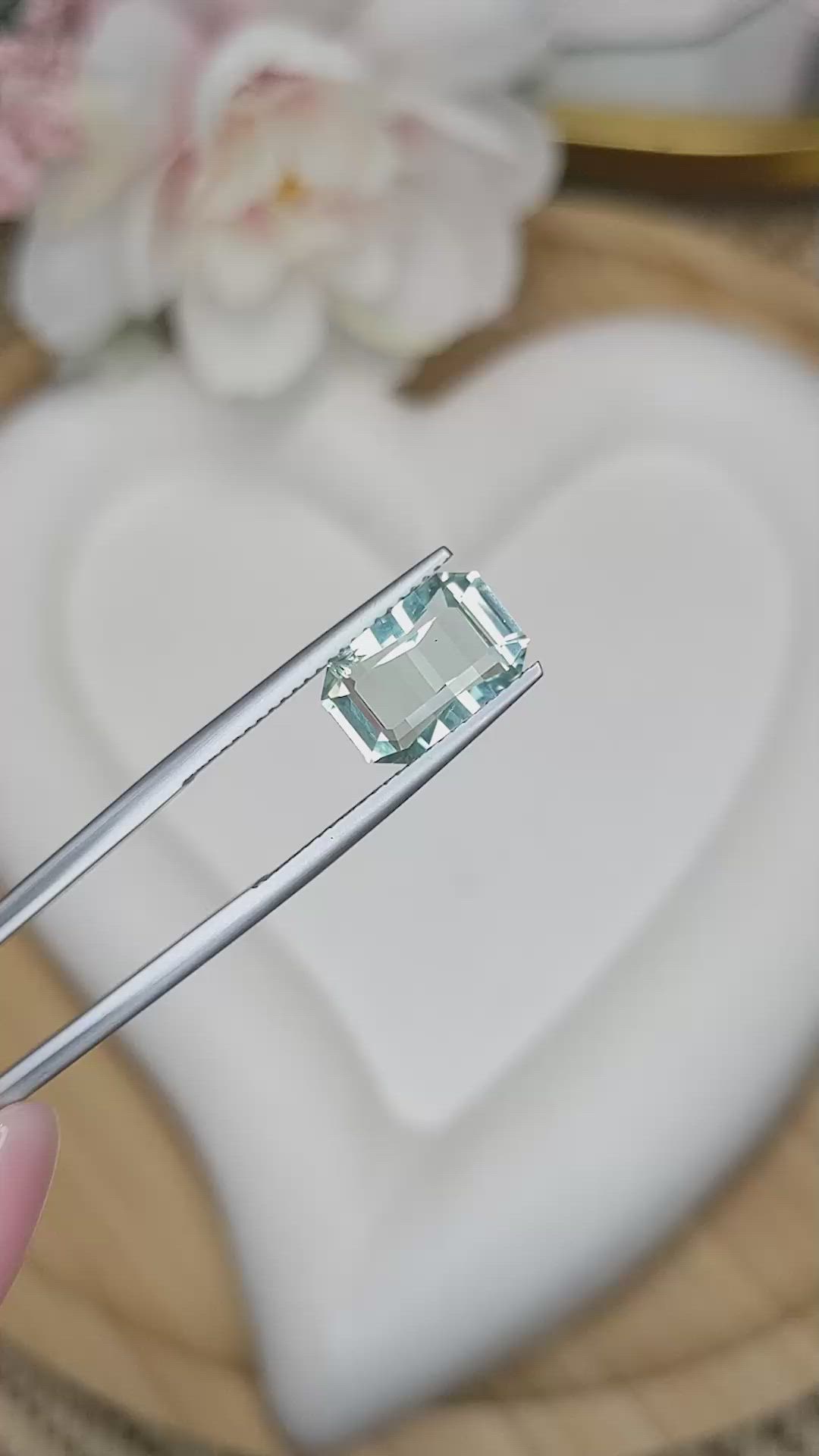 2.81 Ct. Bluish Green Aquamarine from Madagascar Size Video