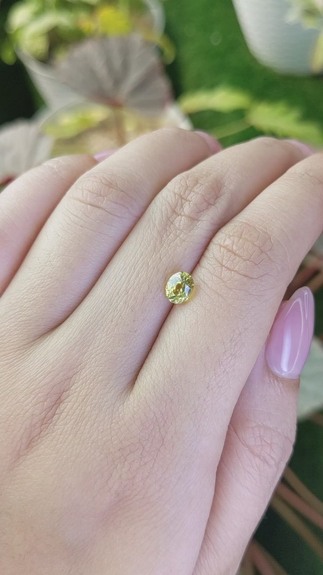 0.98 Ct. Yellowish Green Chrysoberyl from Ceylon (Sri Lanka) Size Video