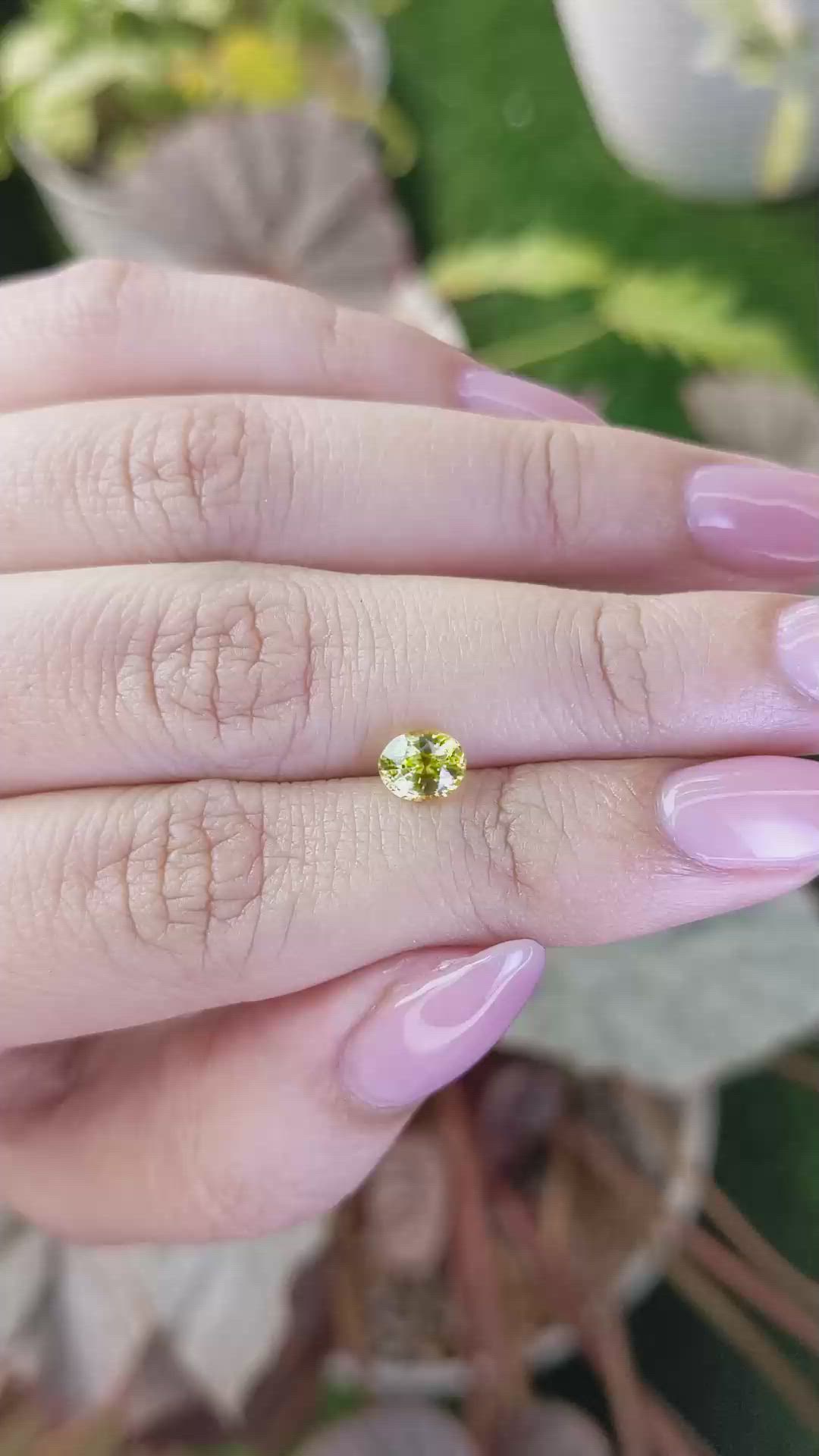 0.98 Ct. Yellowish Green Chrysoberyl from Ceylon (Sri Lanka) Size Video