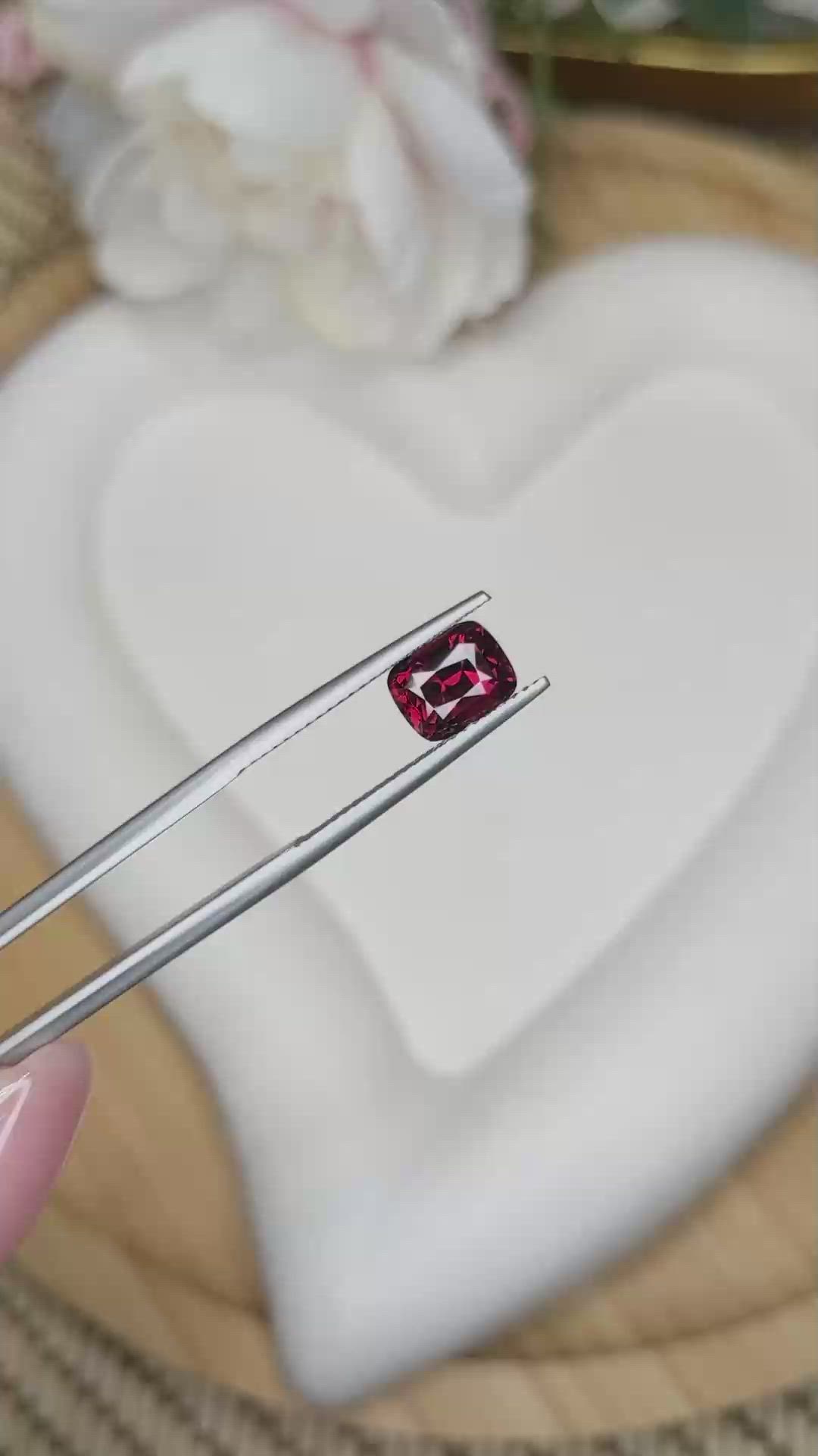 2.67 Ct. Reddish Purple Rhodolite Garnet from Ceylon (Sri Lanka) Size Video