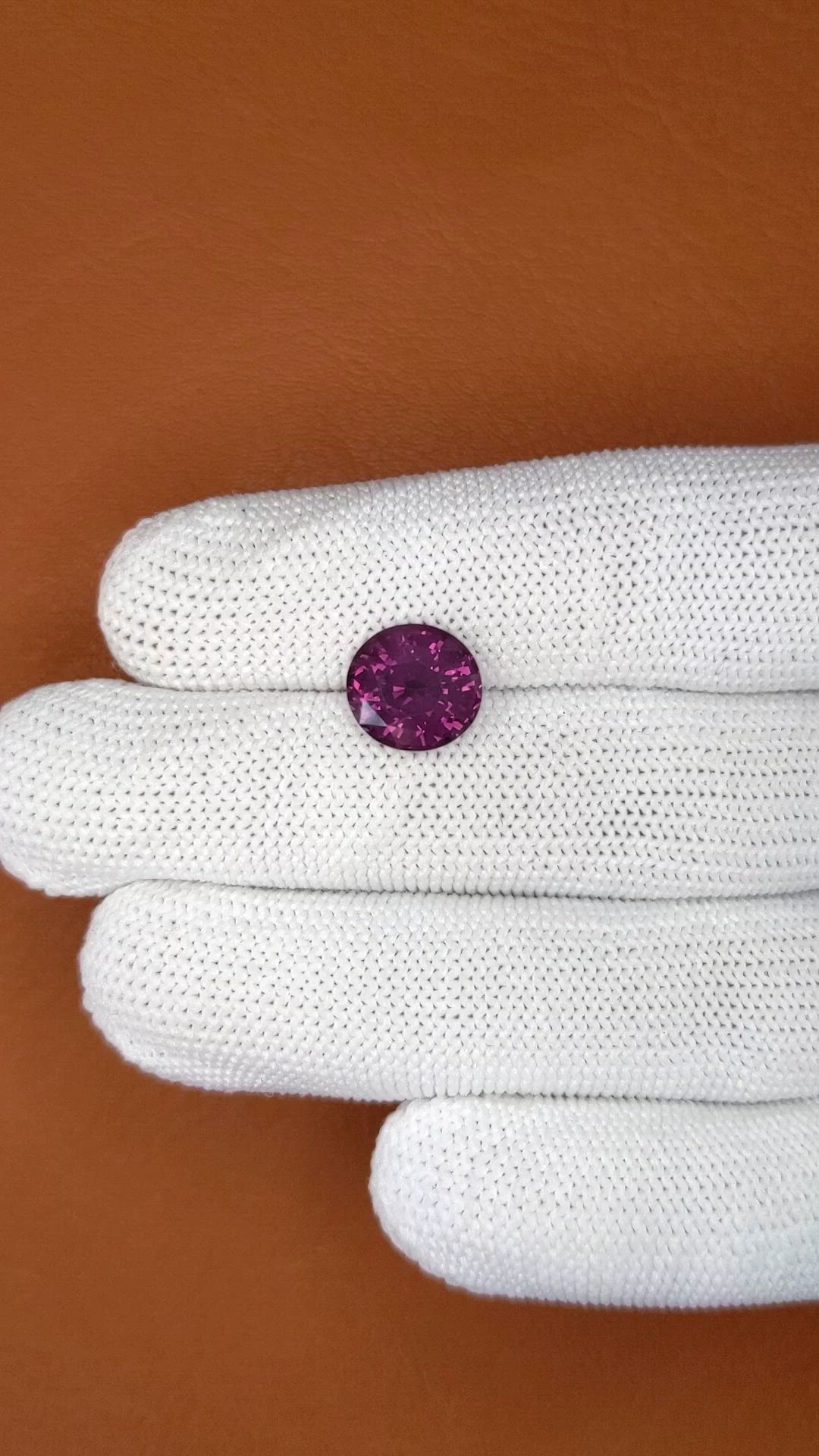 4.29 Ct. Pinkish Purple Spinel from Ceylon (Sri Lanka) Size Video