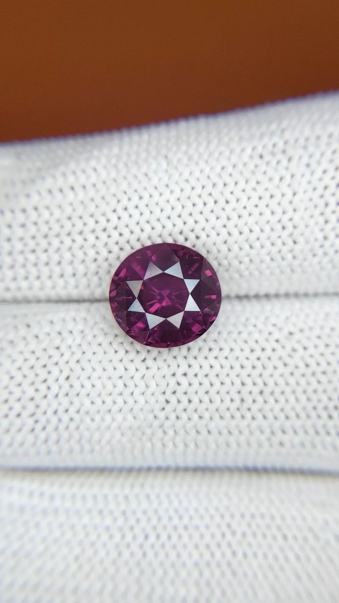 4.29 Ct. Pinkish Purple Spinel from Ceylon (Sri Lanka) Size Video